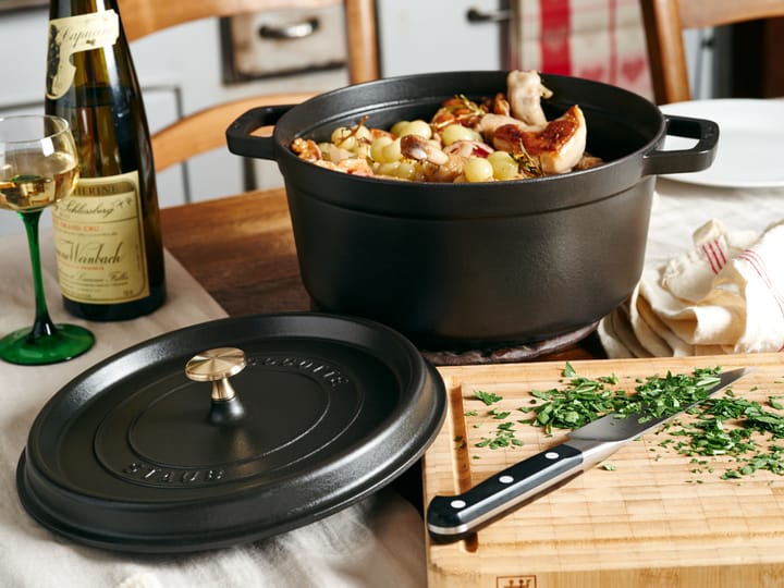 Staub La Cocotte pyöreä pata valurauta 12,6 L, Musta STAUB