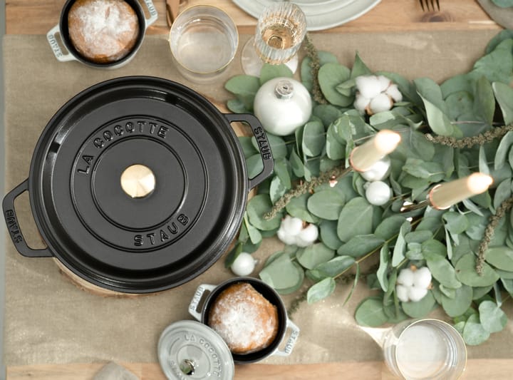 Staub La Cocotte pyöreä pata valurauta 8,4 L, Musta STAUB