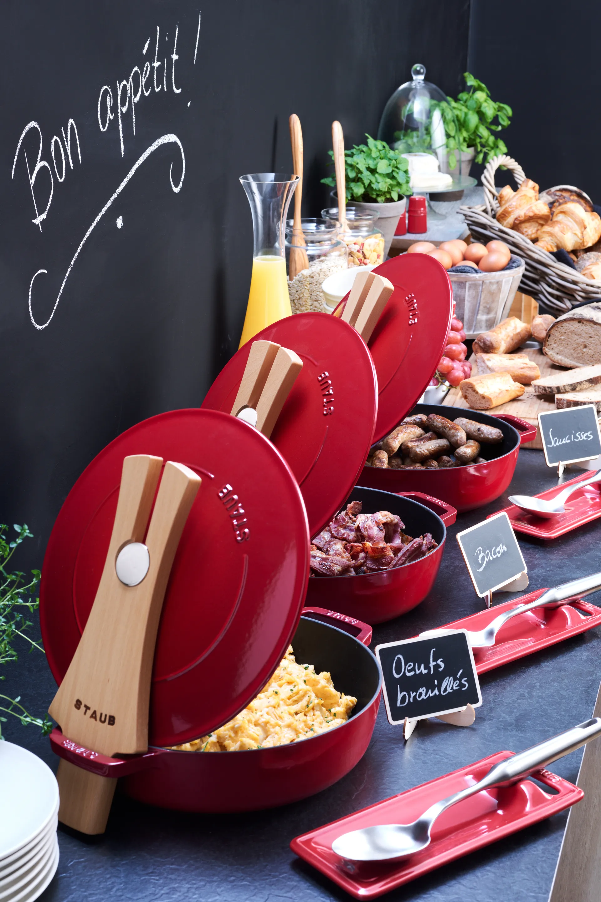 Staub lockpidike puusta, 24 cm STAUB