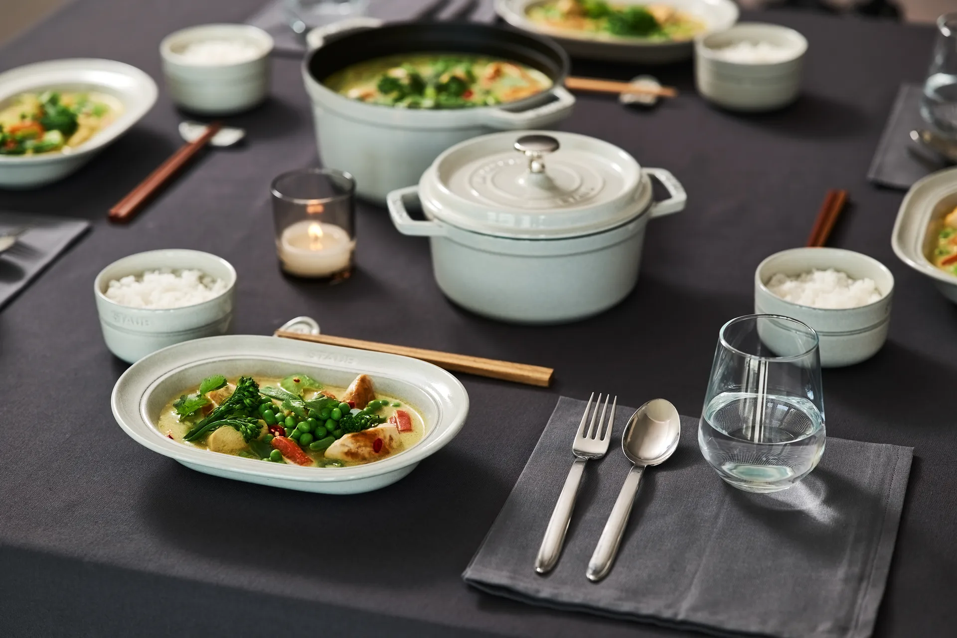 Staub New White Truffle lautanen ovaali, 25 cm STAUB