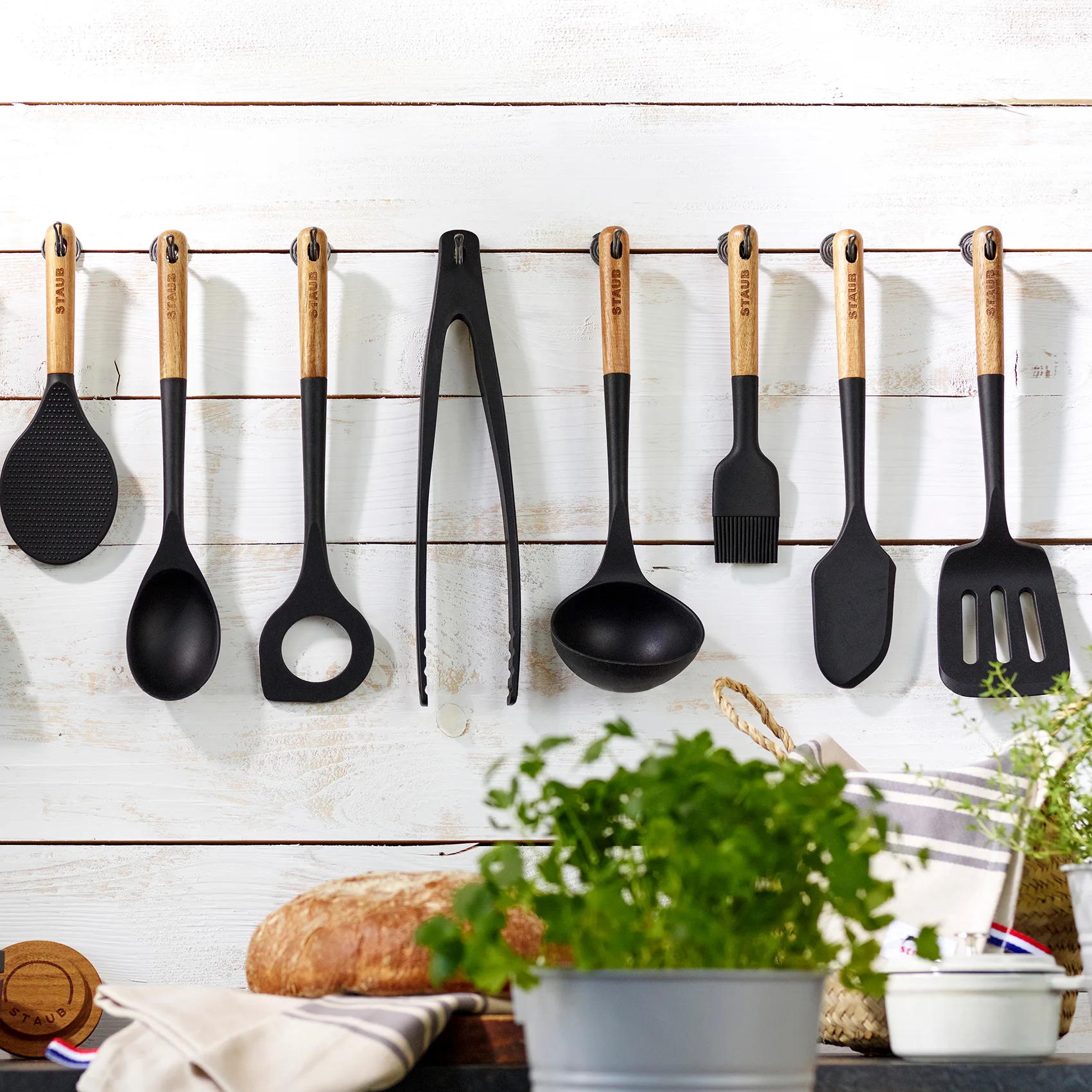 Staub nuolija, 30 cm STAUB