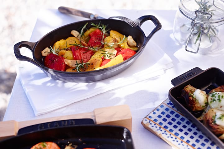 Staub ovaali uunivuoka valurauta 15 cm, Grafiitinharmaa STAUB