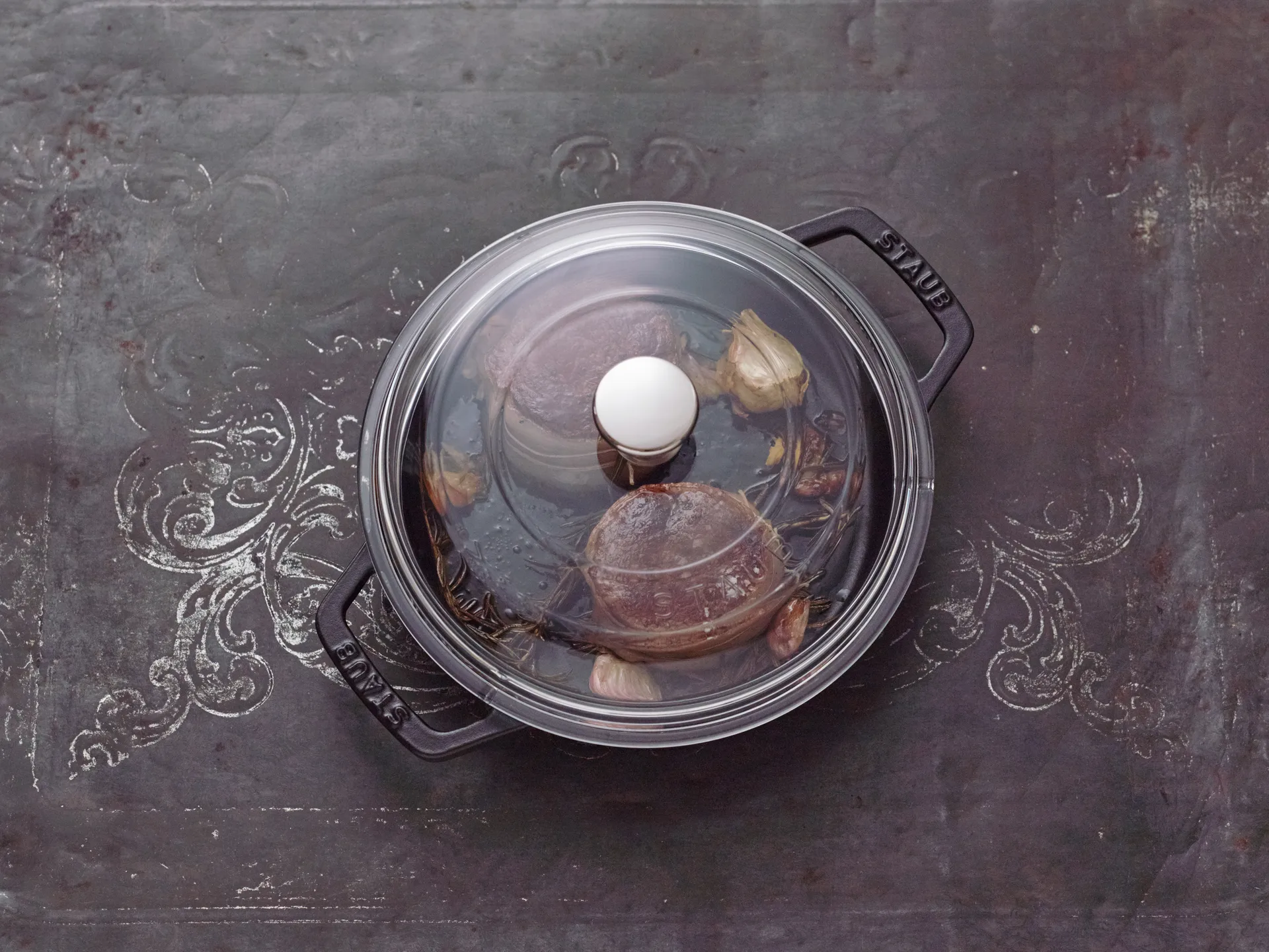 Staub traktööri pannun valurauta 2 kahvaa musta, Ø20 cm STAUB