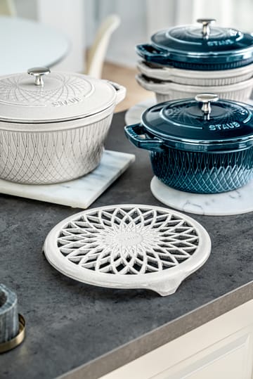 Staub Twister pannunalunen 18,5x19 cm - Musta - STAUB