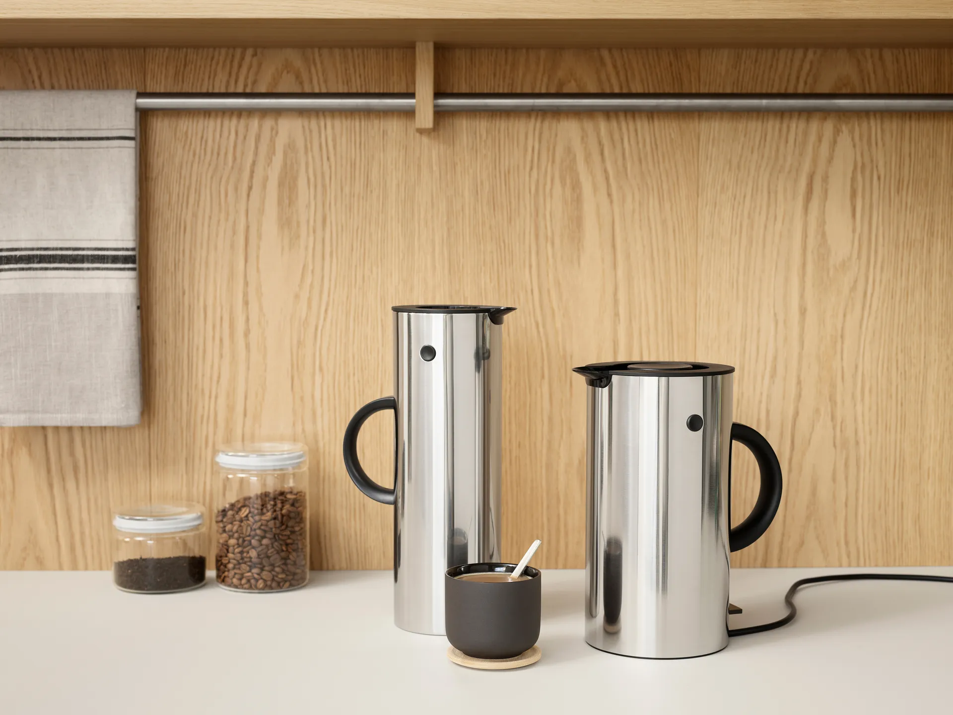 EM77 vedenkeitin 1,5 l, Teräs Stelton