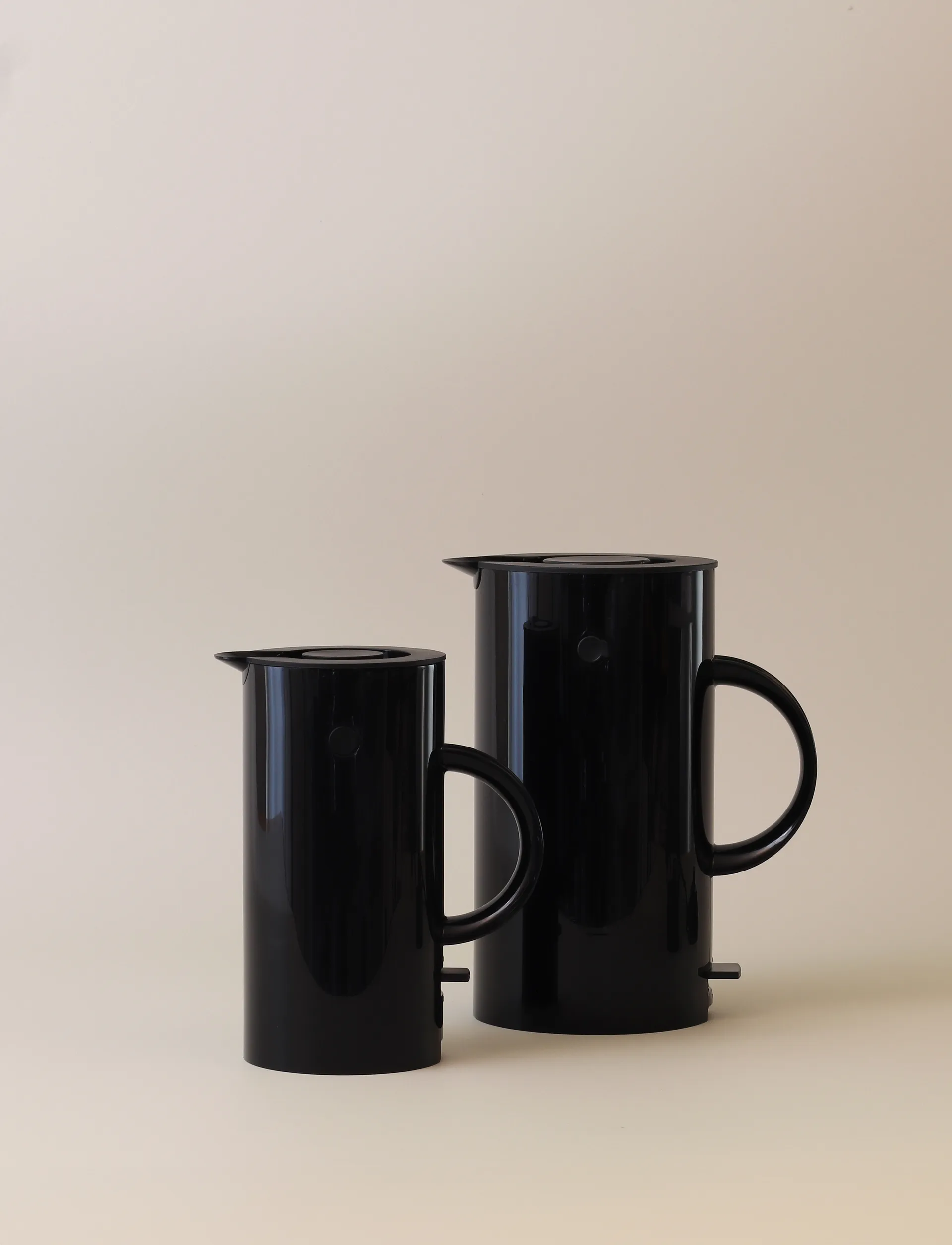 EM77 vedenkeitin (EU) 0,5 L, Black Stelton
