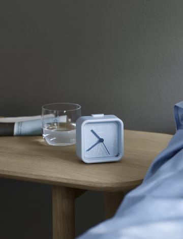 Okiru herätyskello - Light blue - Stelton