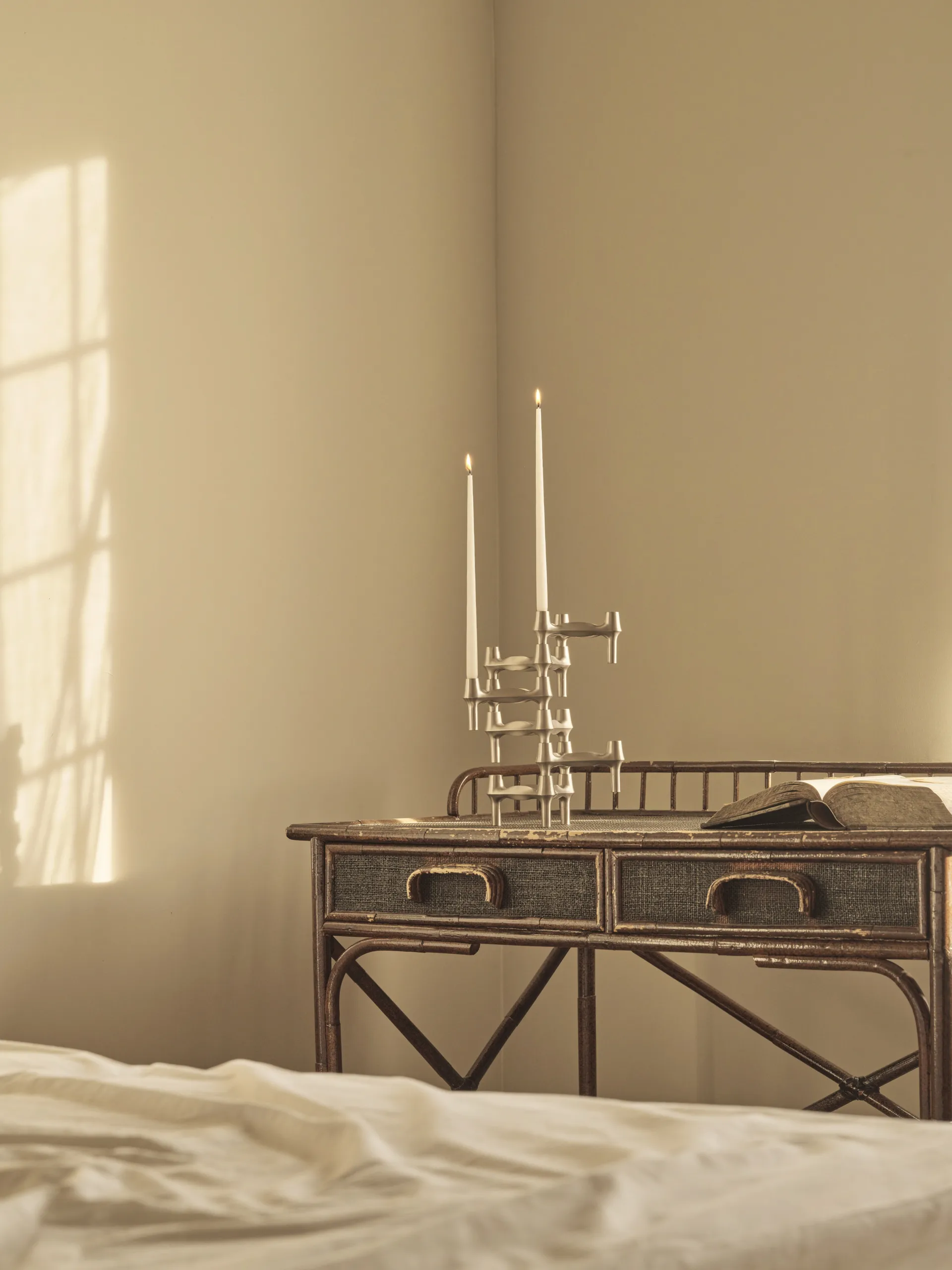 STOFF Nagel BMF -kynttilänjalka, Harjattu kromi STOFF Nagel