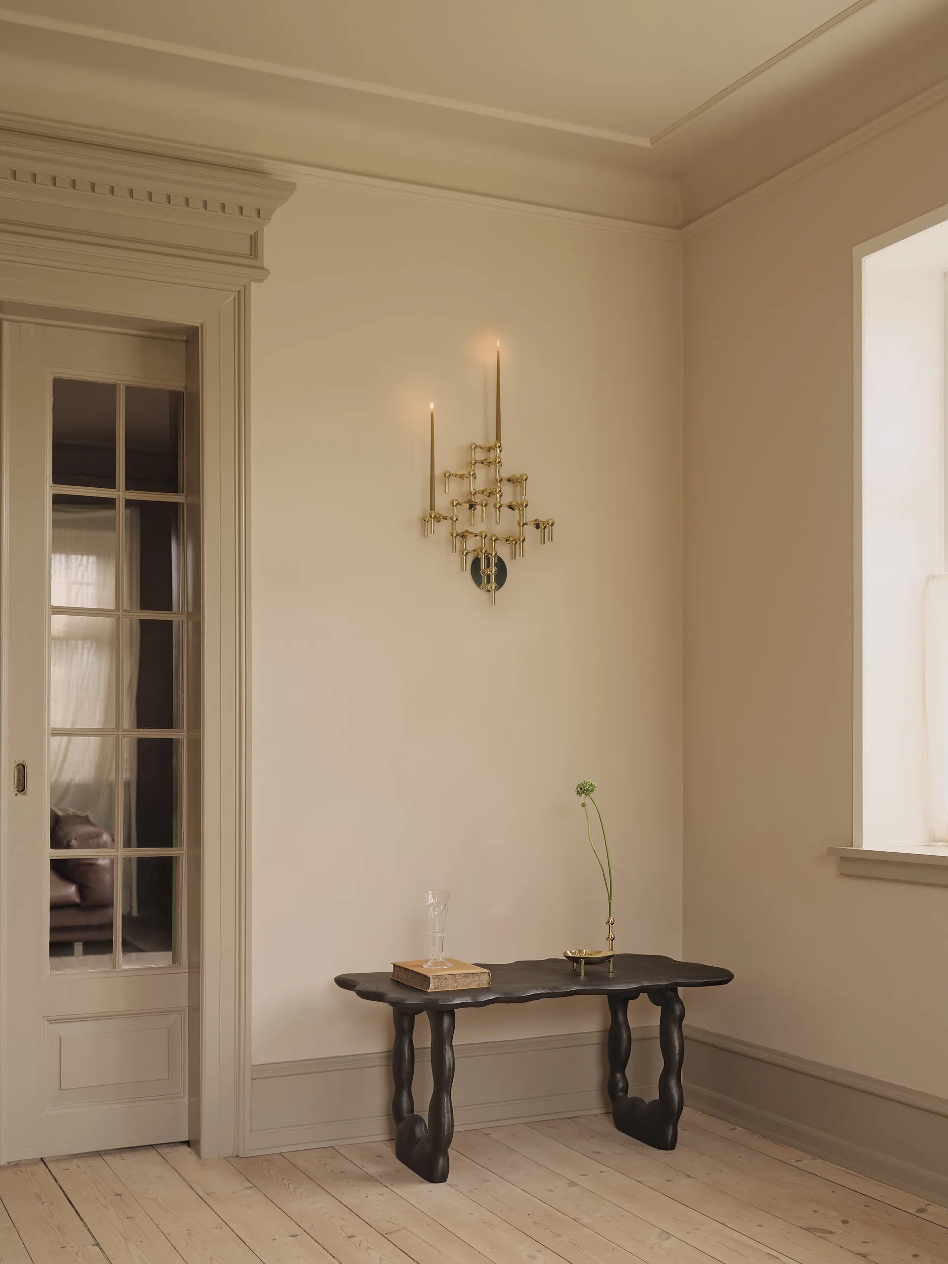 STOFF Nagel kynttilänjalka seinälle, Messinki STOFF Nagel