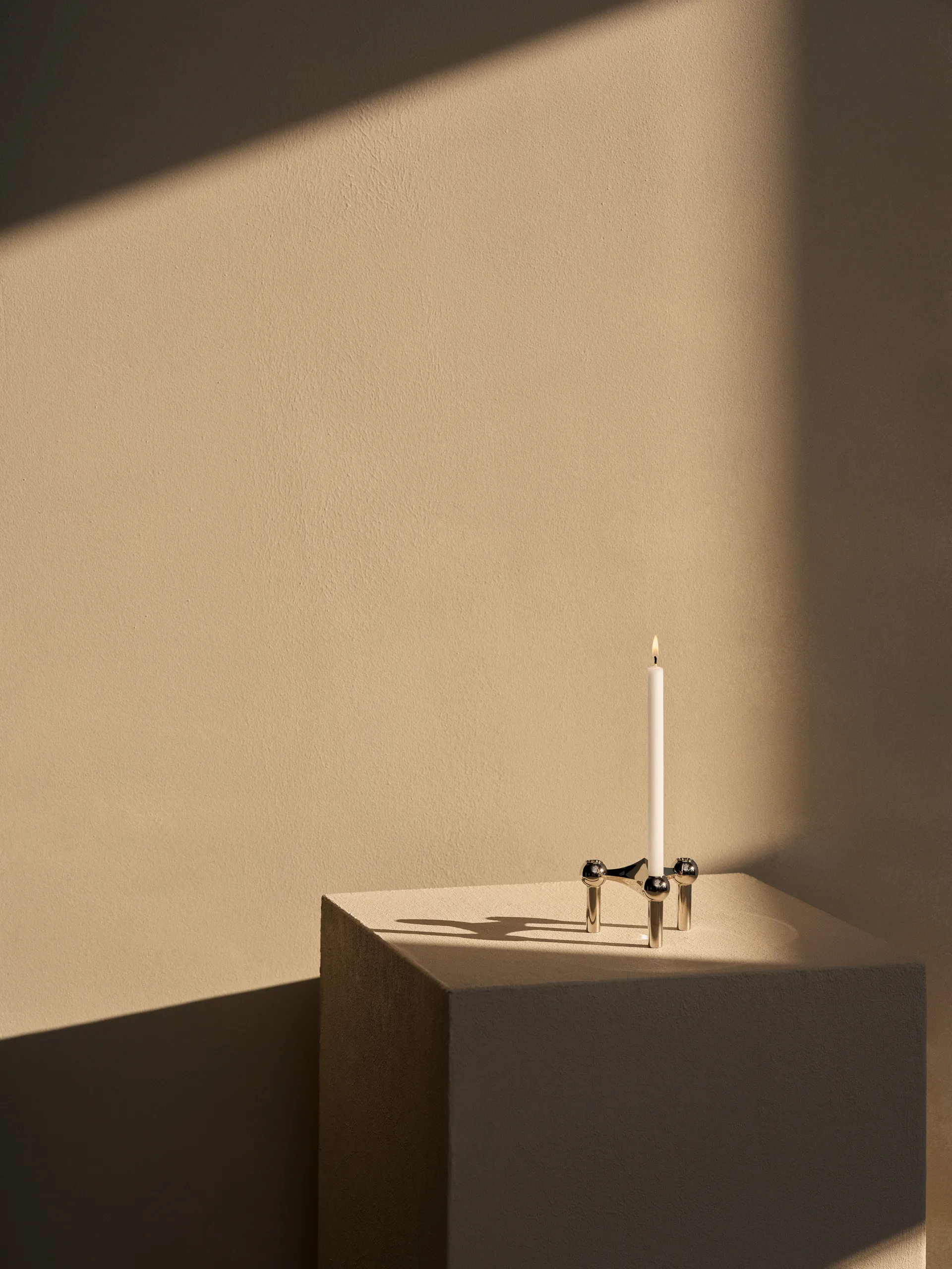 STOFF Nagel kynttilänjalka + kynttilät 12-pakkaus STOFF