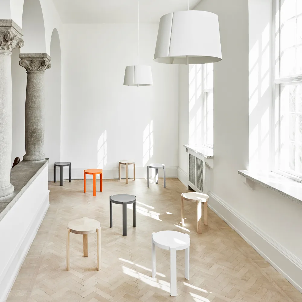 Bolt jakkara, Koivu, vaalea mattalakka Stolab