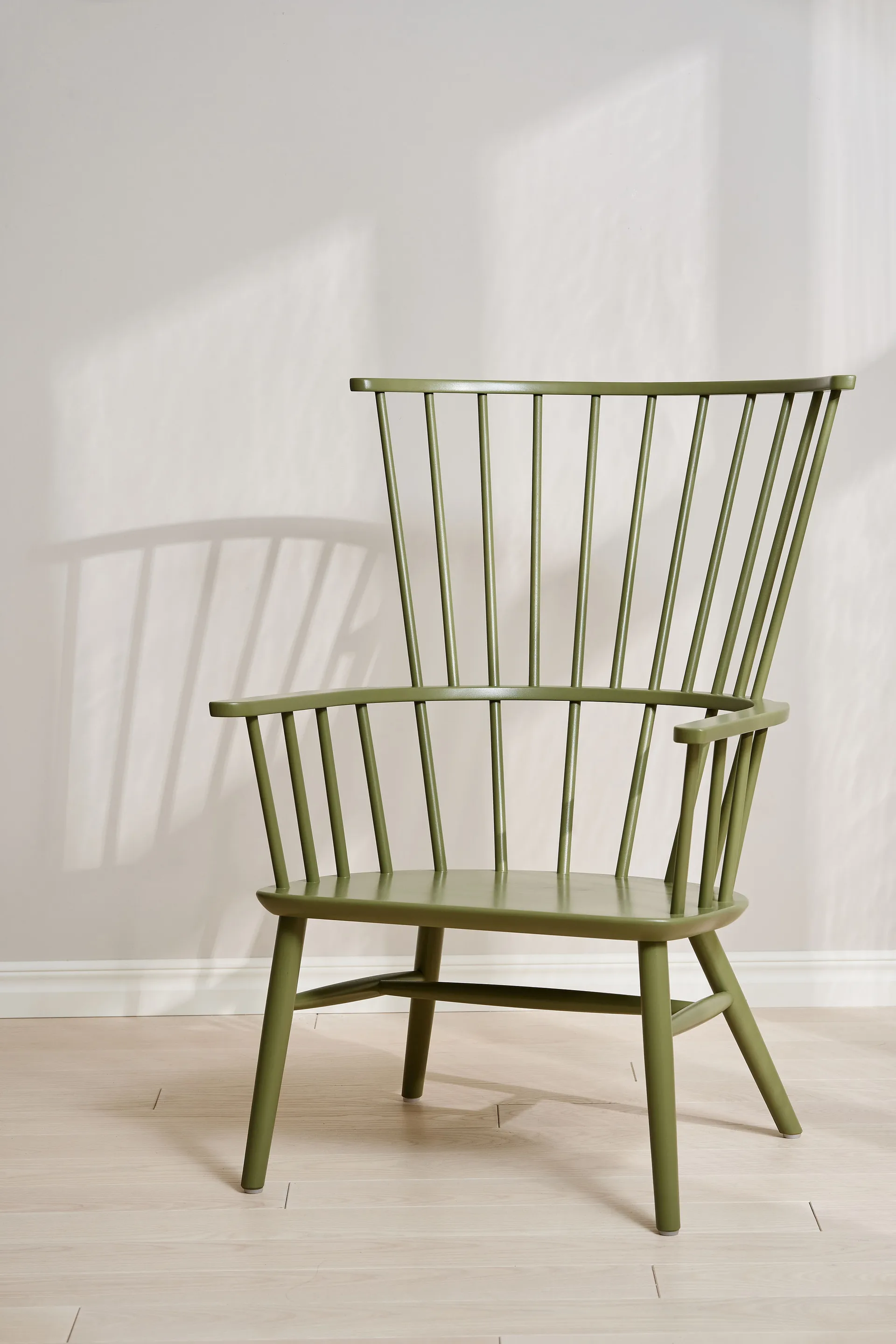 Henriette nojatuoli tyyny&niskatyyny Oliivinvihreä-Espresso Stolab