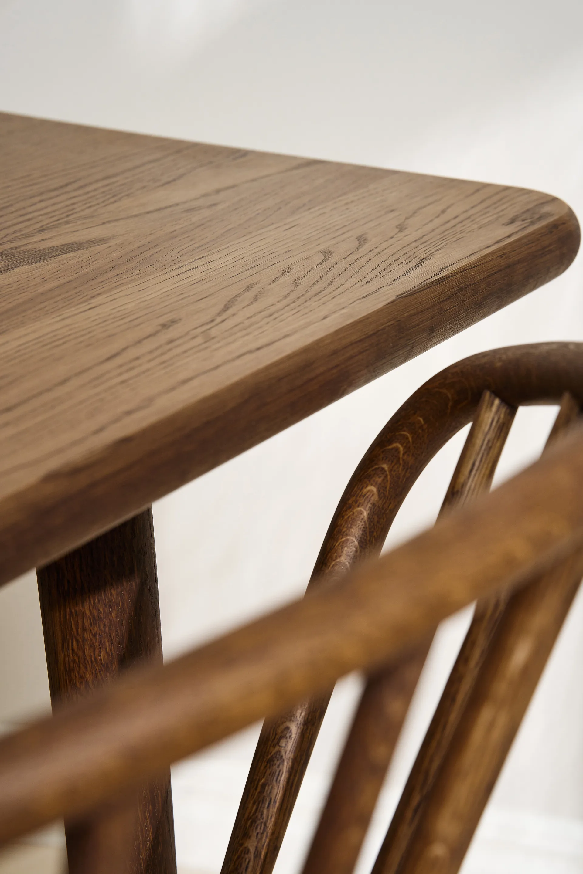 Miss Holly -pöytä Special Edition  175 x 82 + 1 jatkopala 50 cm, Tammi Chocolat öljy Stolab