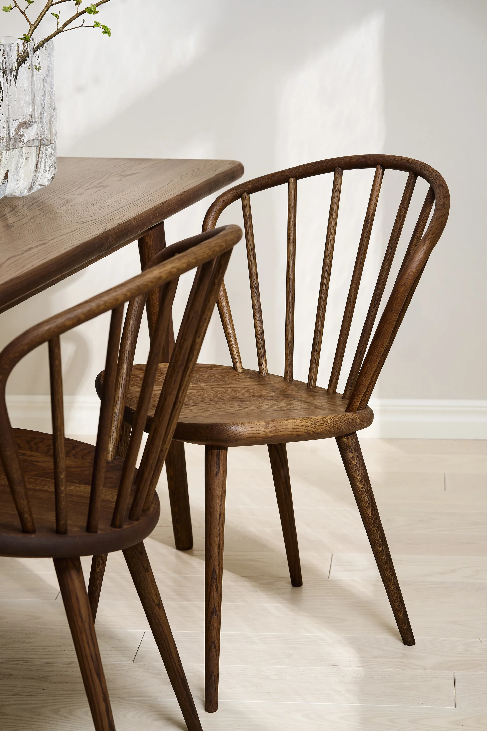 Miss Holly -tuoli Special Edition, Tammi Chocolat öljy Stolab