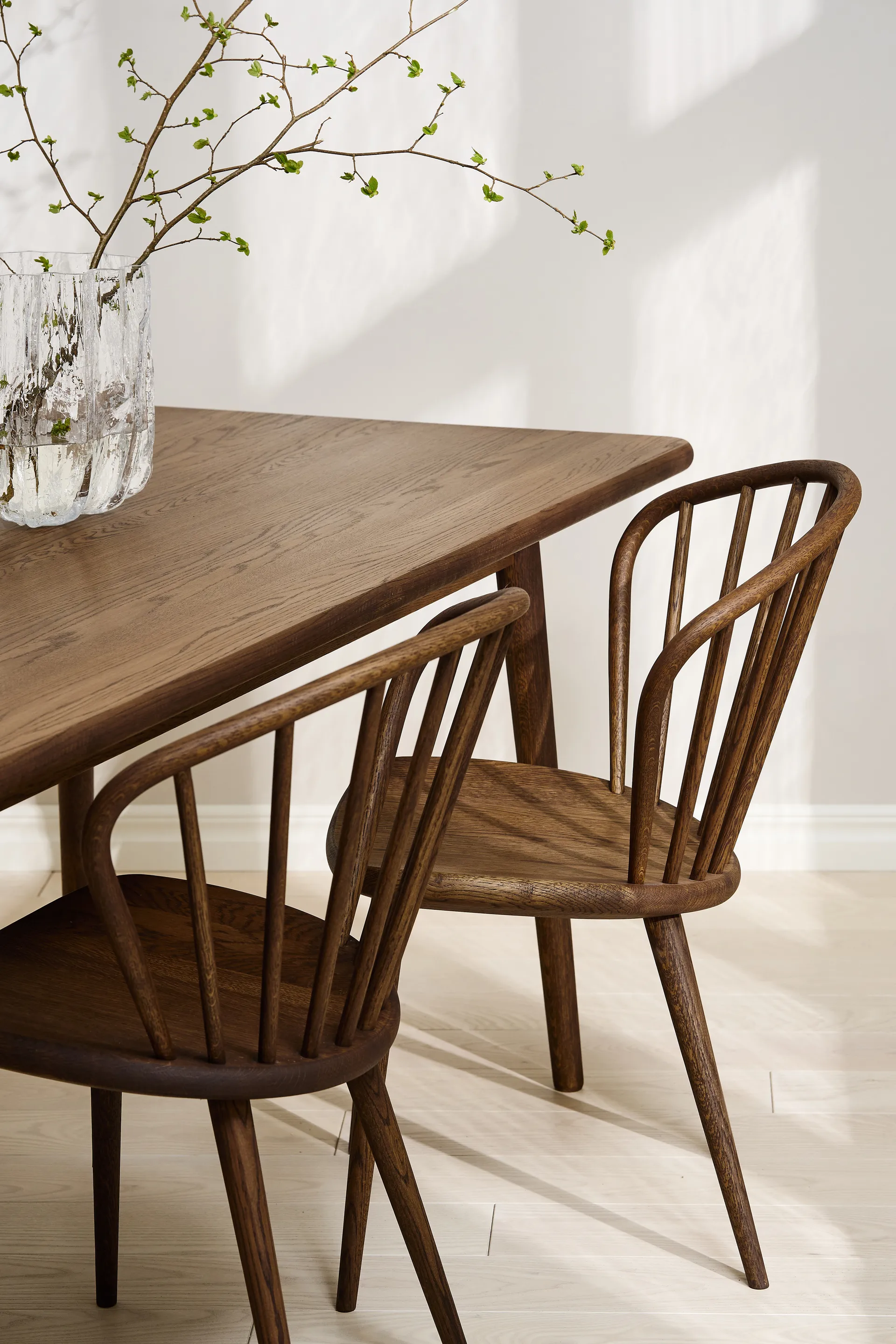 Miss Holly -tuoli Special Edition, Tammi Chocolat öljy Stolab