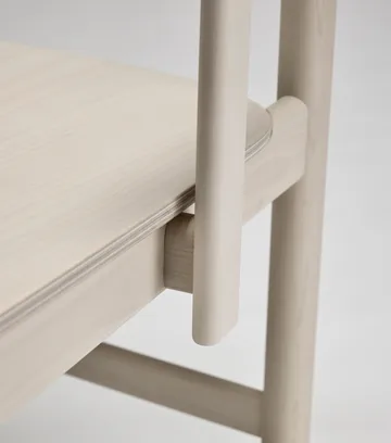 Pal käsinojallinen tuoli - Koivu vaalea mattalakka - Stolab