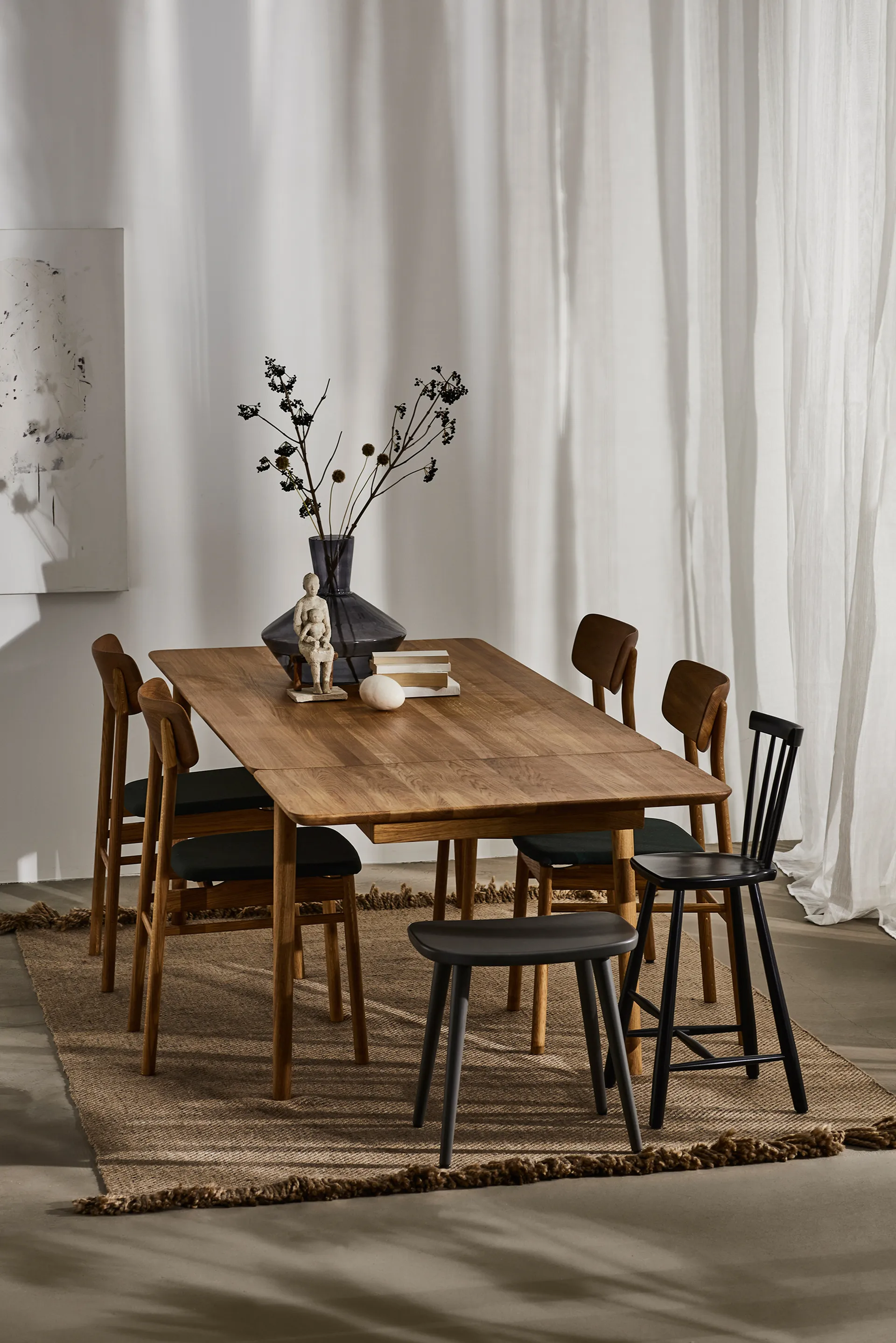 Prima Vista -tuoli öljytty tammi, Nahka elmotique 99001 musta Stolab