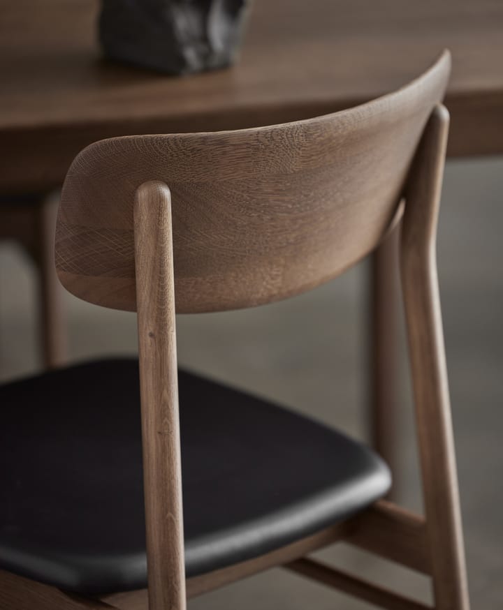 Prima Vista -tuoli tammea, Smoked oak-black leather Stolab