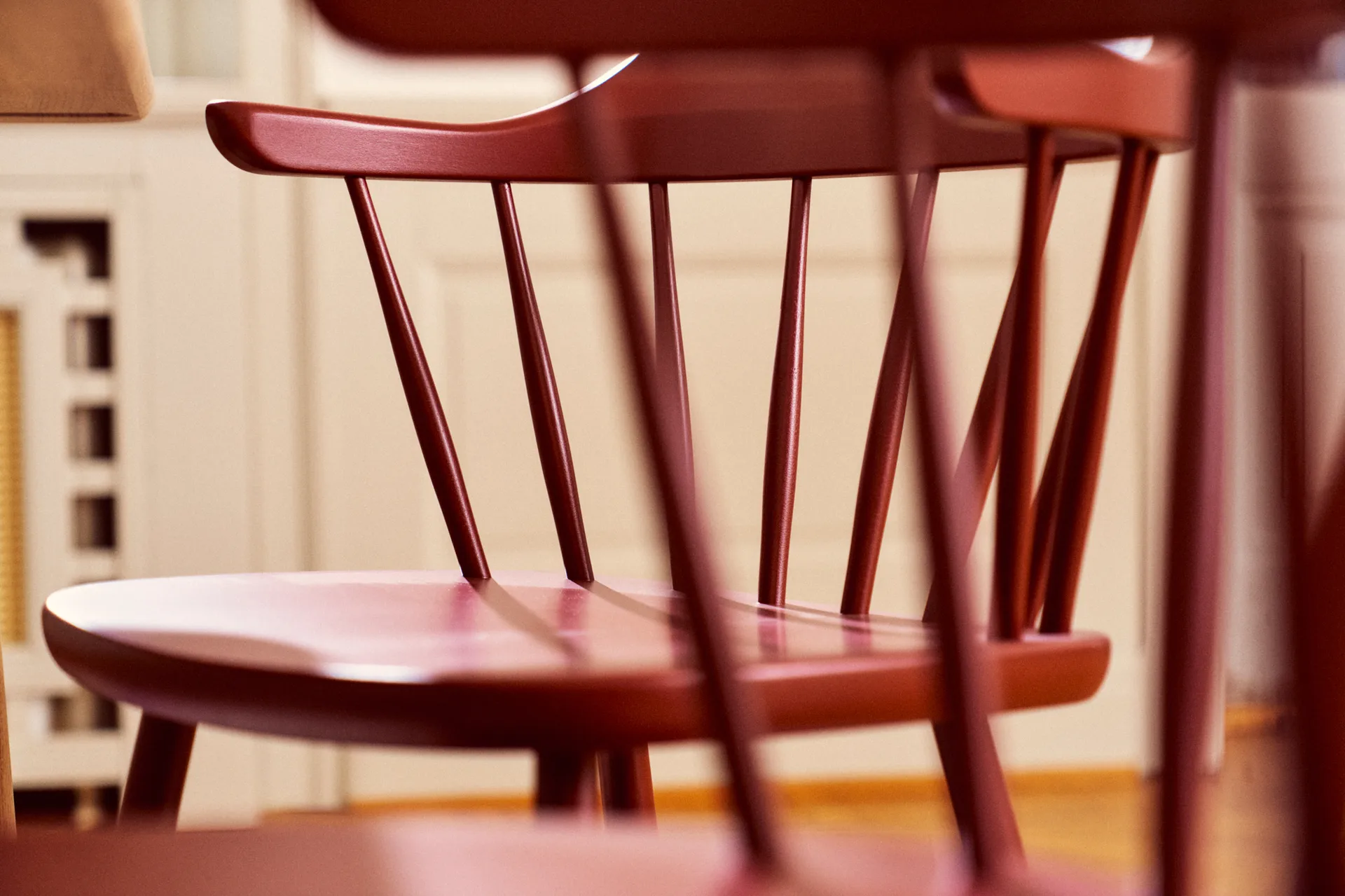 Småland tuoli, Lingonberry 19 Stolab