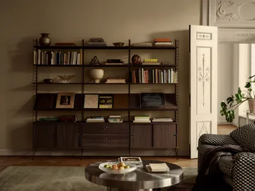 String kenkähylly metalli - Tummanruskea, 58x30 cm - String