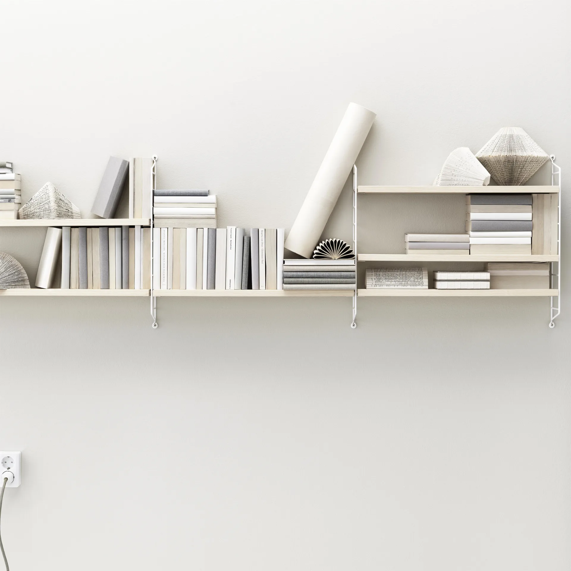 String Pocket hylly, saarni valkoinen, saarni-valkoinen String