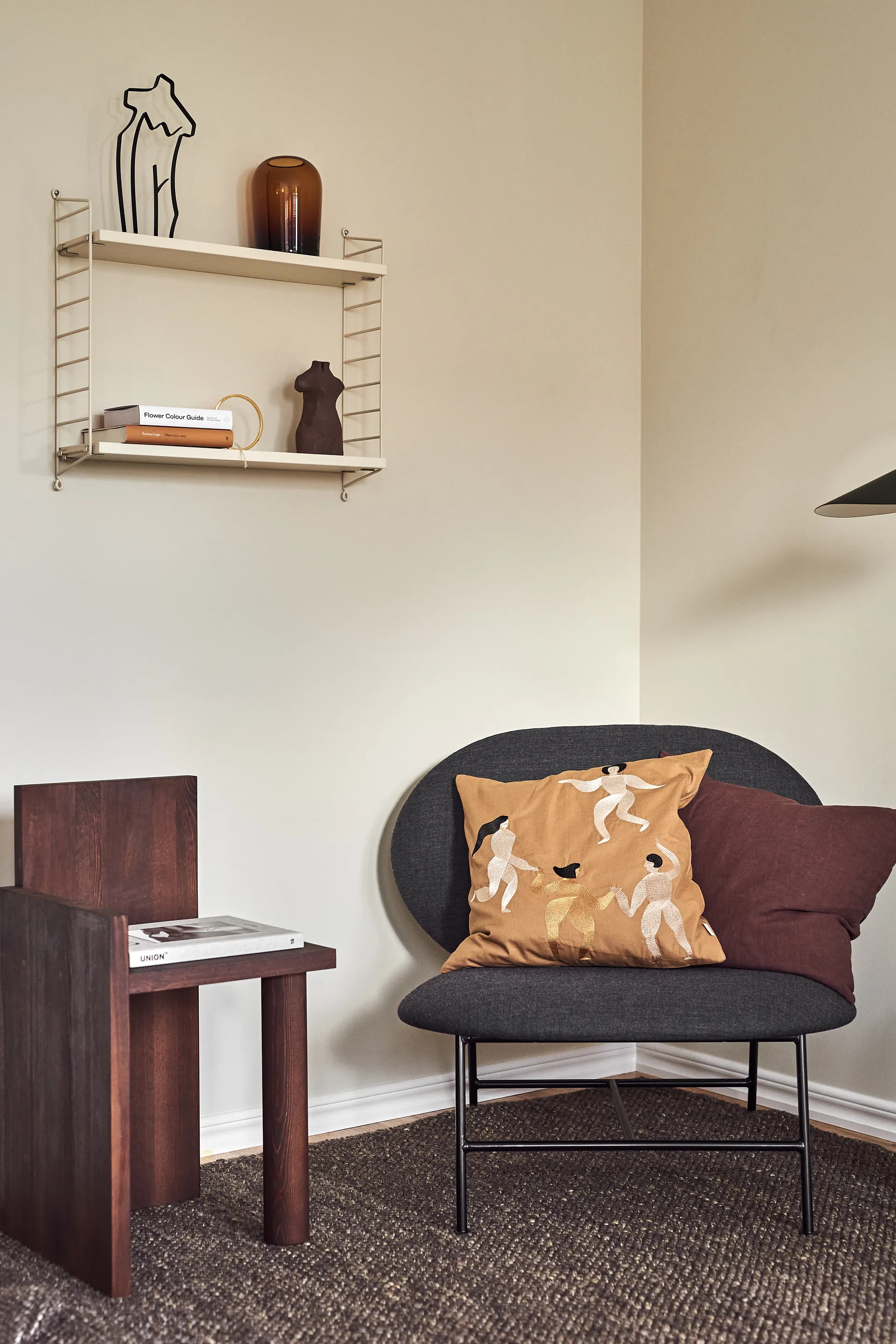 String Pocket -hylly - Special Edition, Satin Beige String