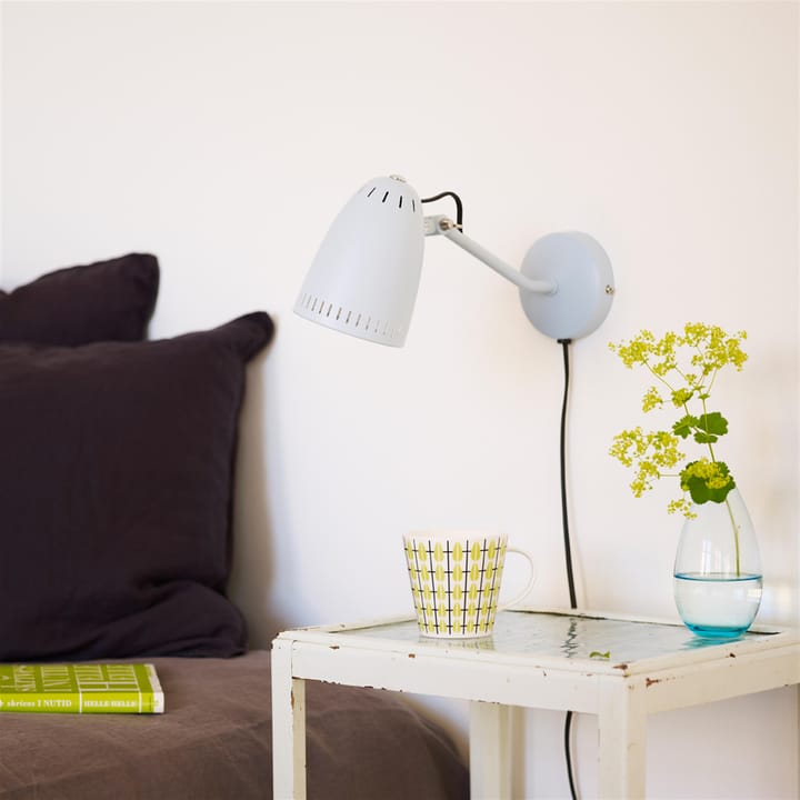Dynamo seinävalaisin, matt whisper white (valkoinen) Superliving