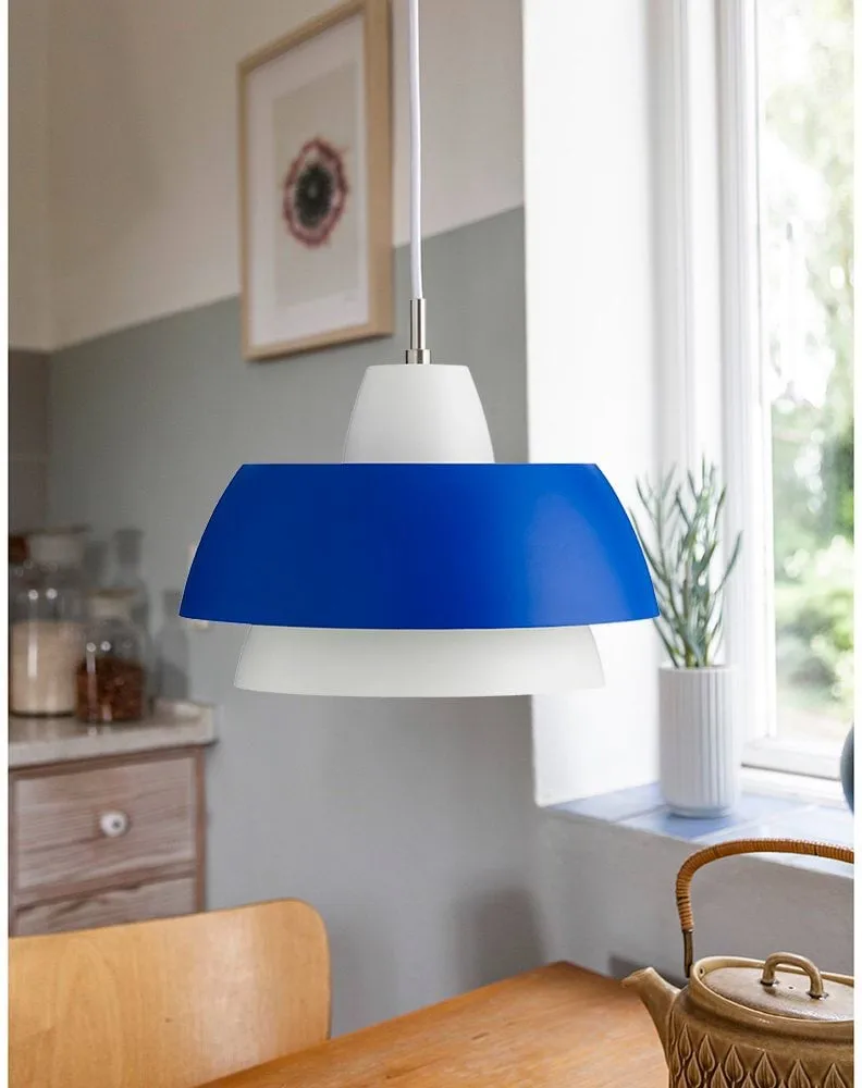 Trio kattovalaisin, Blue Superliving