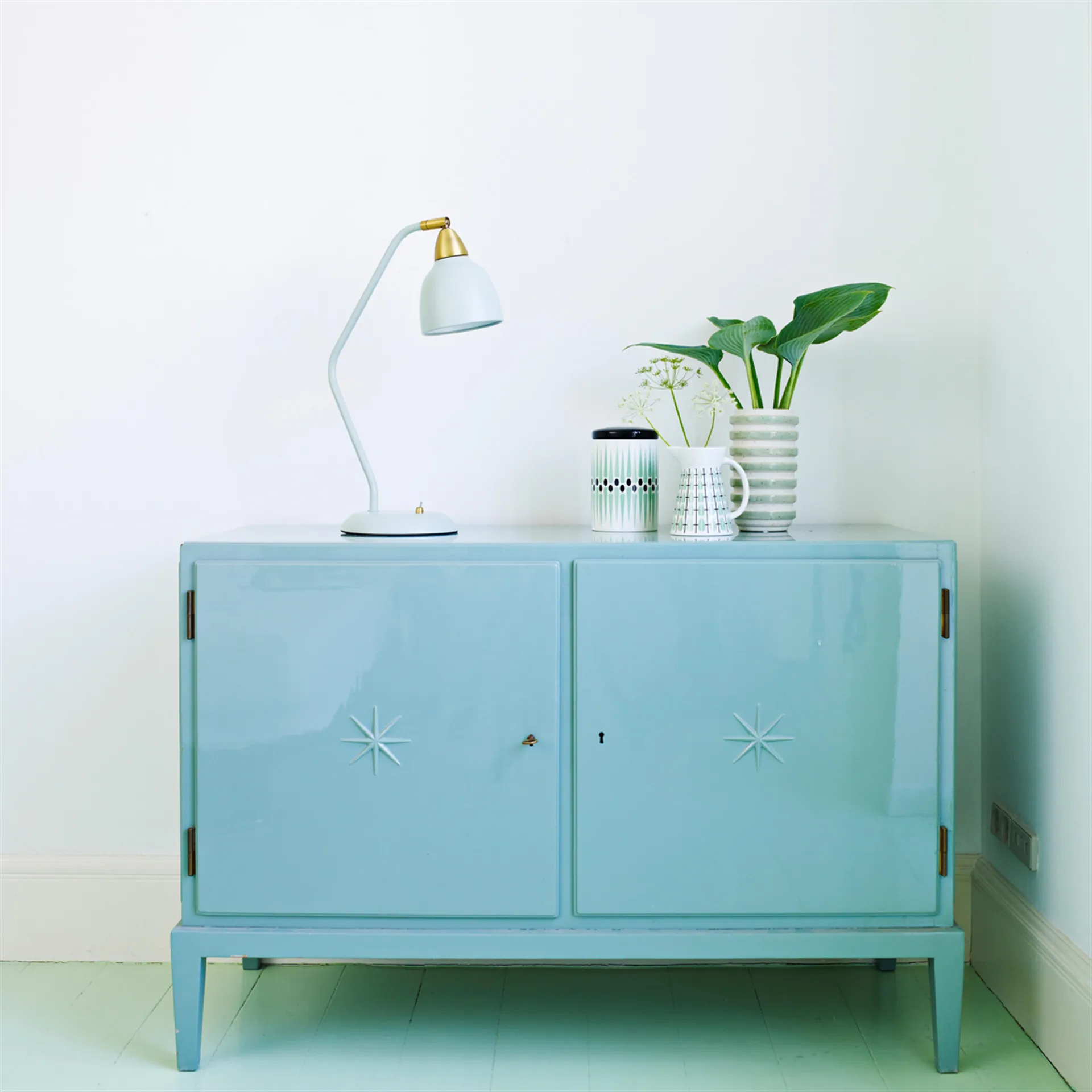 Urban pöytälamppu, Misty green (vihreä) Superliving