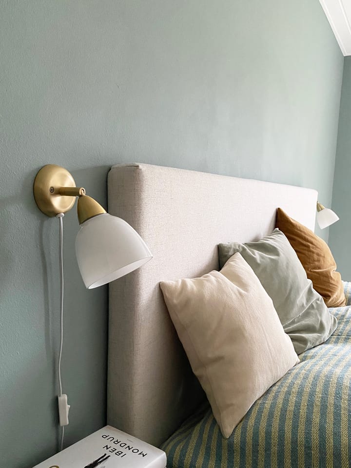 Urban short seinävalaisin, Brushed Brass Superliving