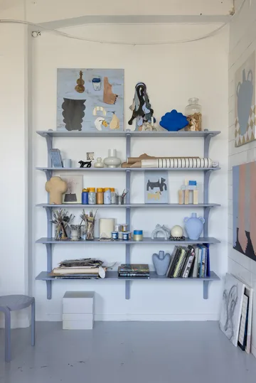 Levi hylly - Lakattu saarni, ruostumaton teräs, 2 hyllytasoa, 90 cm - Swedese