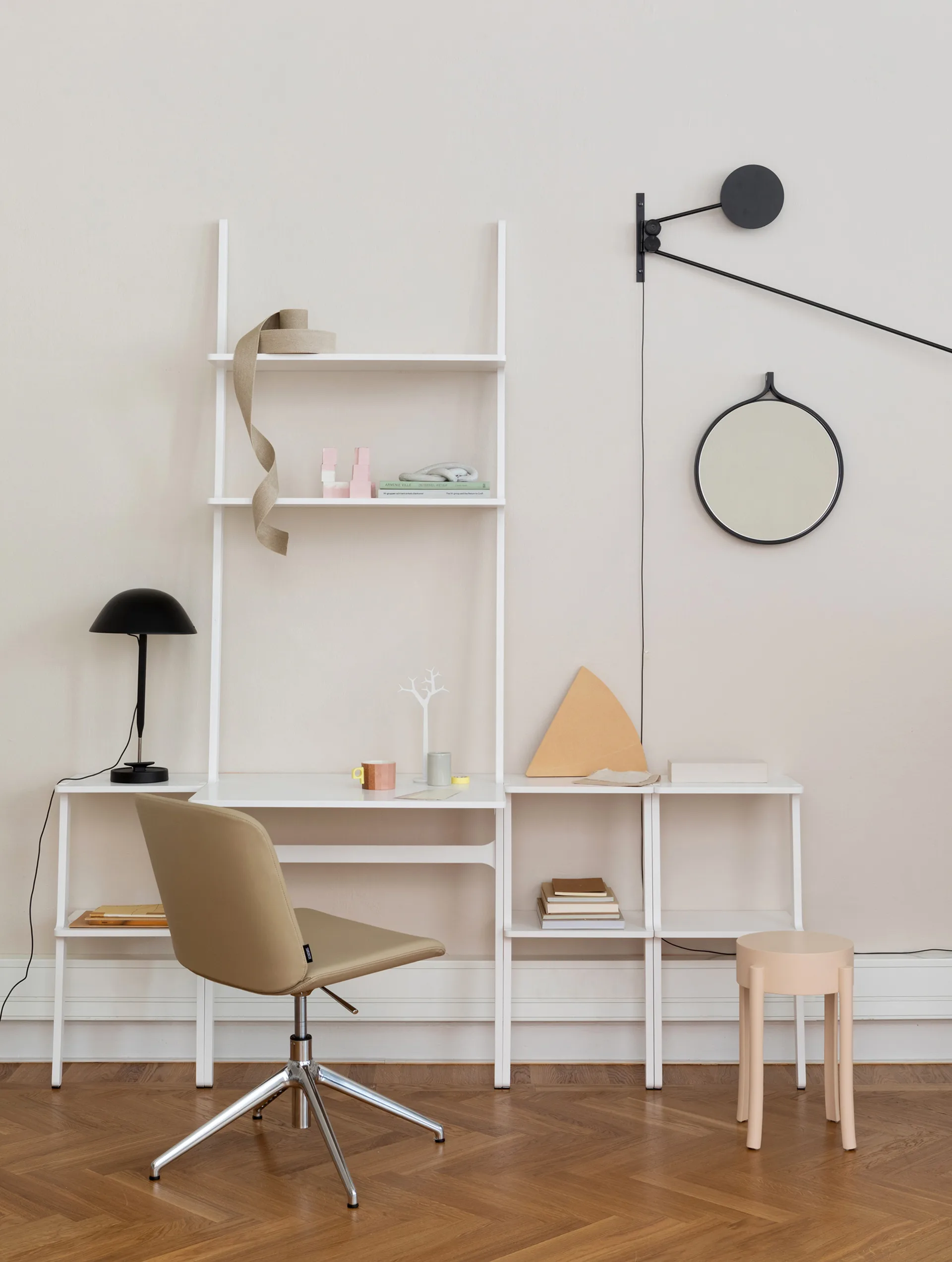 Libri hylly 2 hyllytasoa, Saarni lakattu nutmeg (ruskea) Swedese