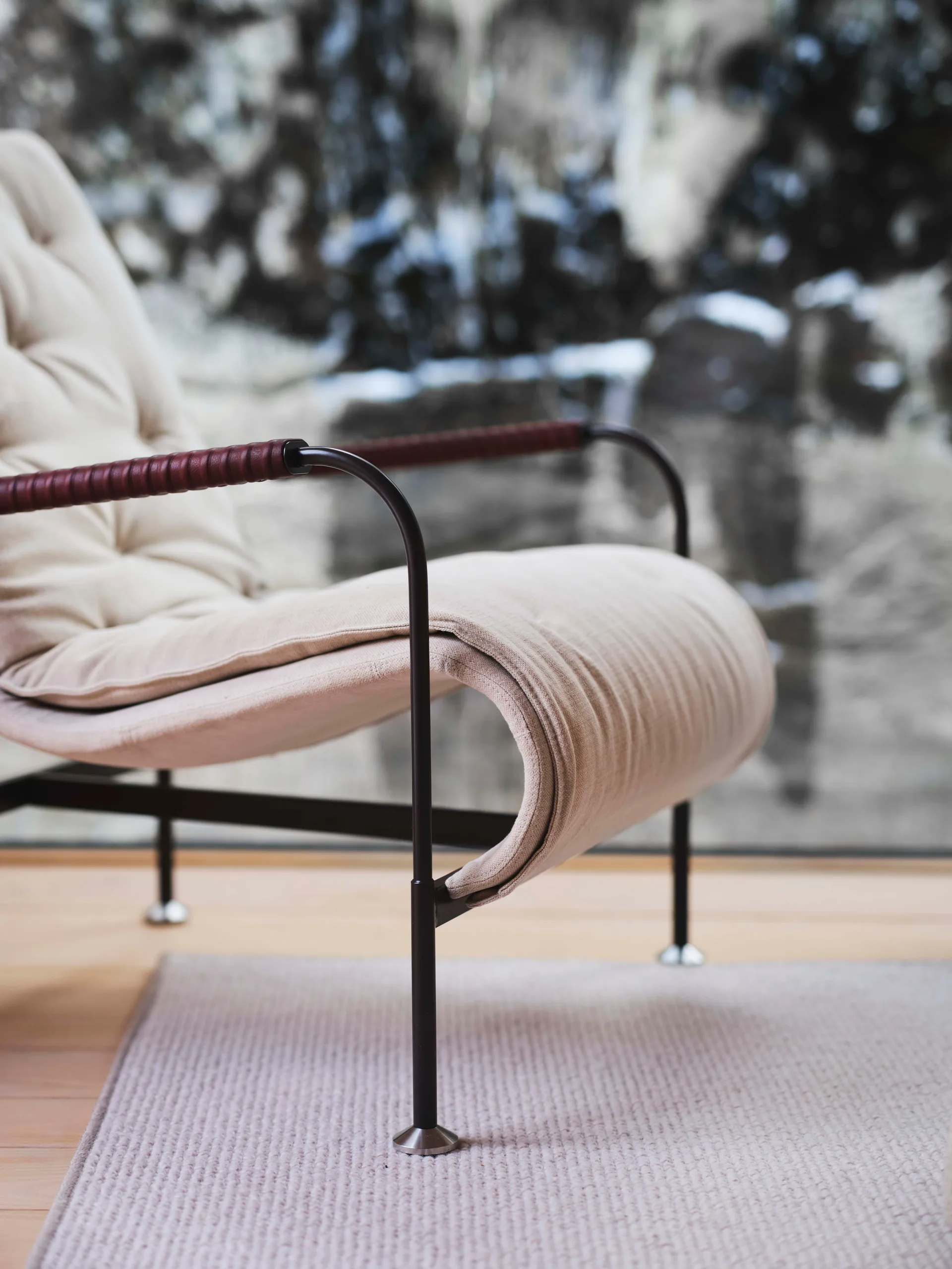 Serpentine nojatuoli, Kangas Romo Linara Rye-krom Swedese