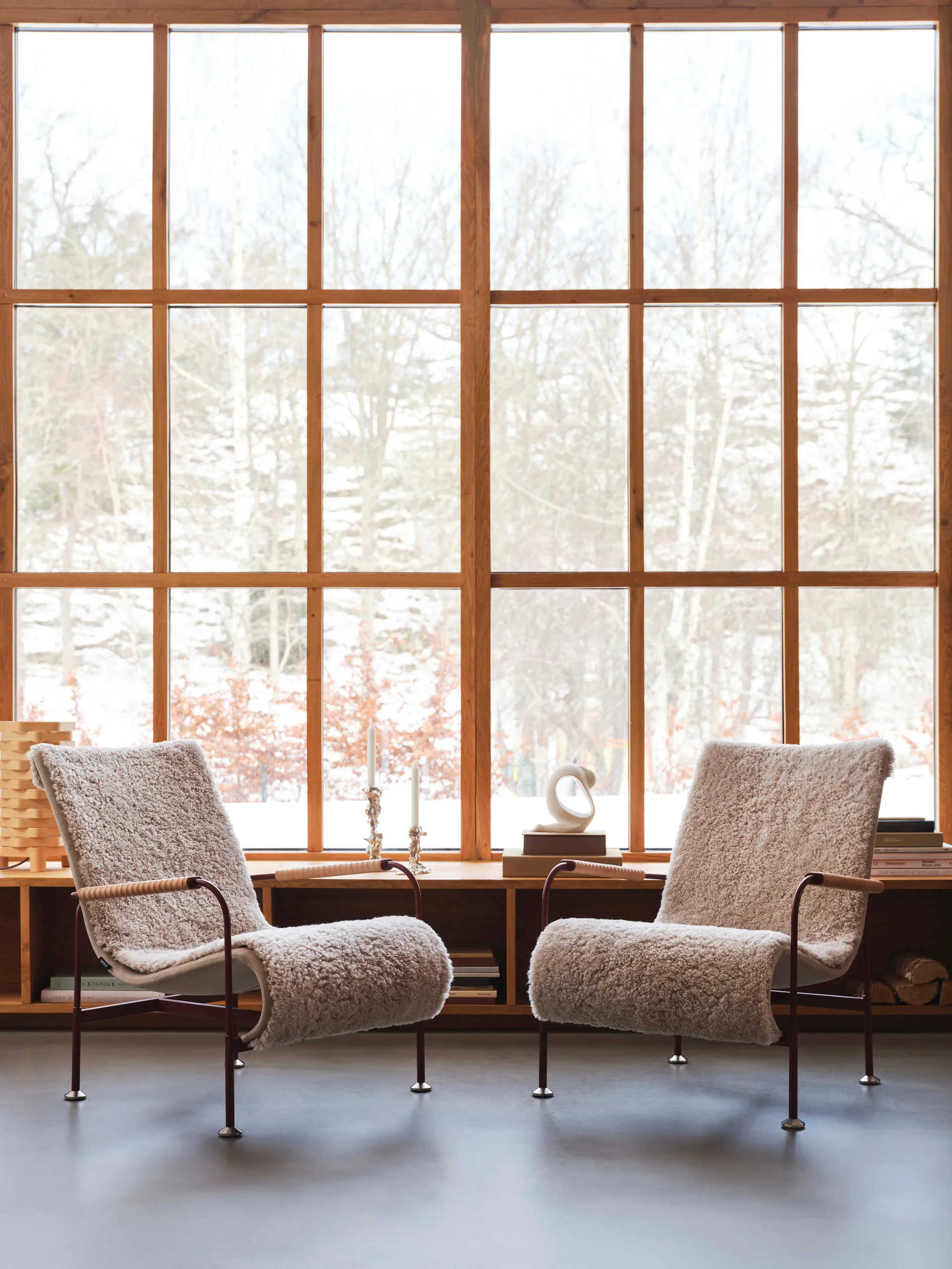 Serpentine nojatuoli, Lampaannahka Moonlight-nutmeg-Tärnsjö Cognac Swedese