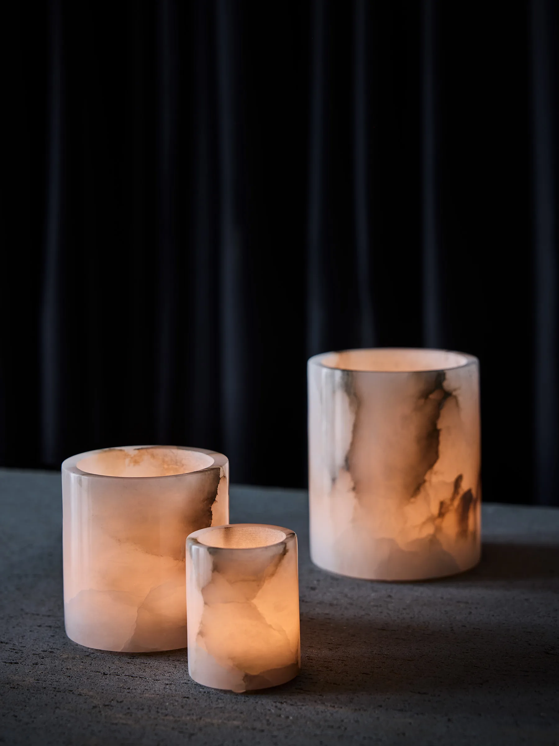 Alabaster-tuikkuastia, Valkoinen beige, S 10 cm Tell Me More