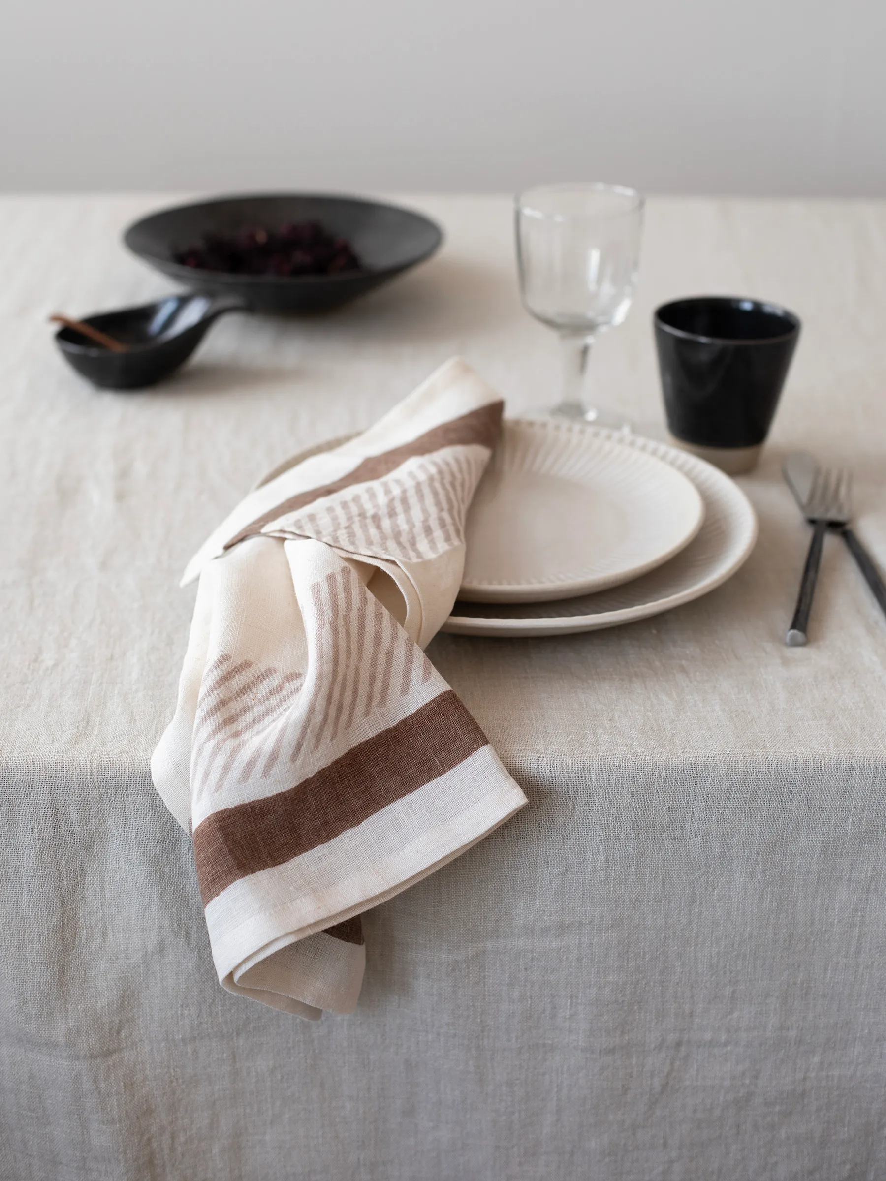 Ella lautasliina 50x50 cm, Ruskea Tell Me More