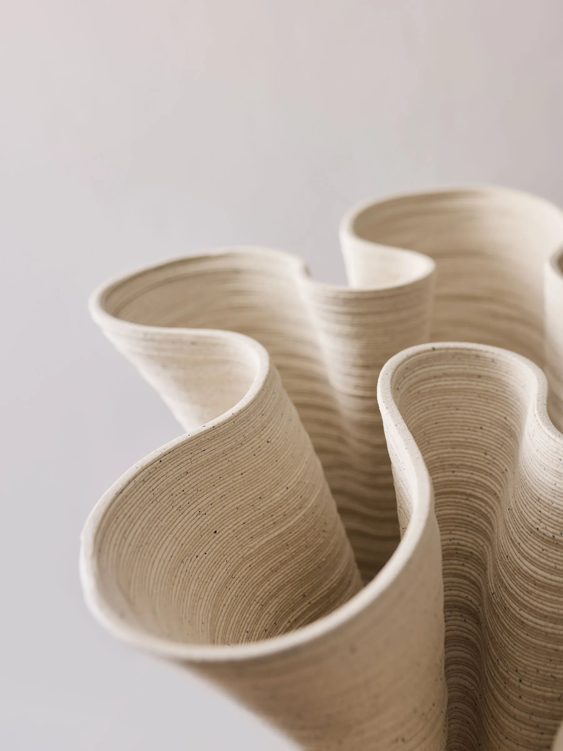 Fiordo maljakko small, Offwhite Tell Me More