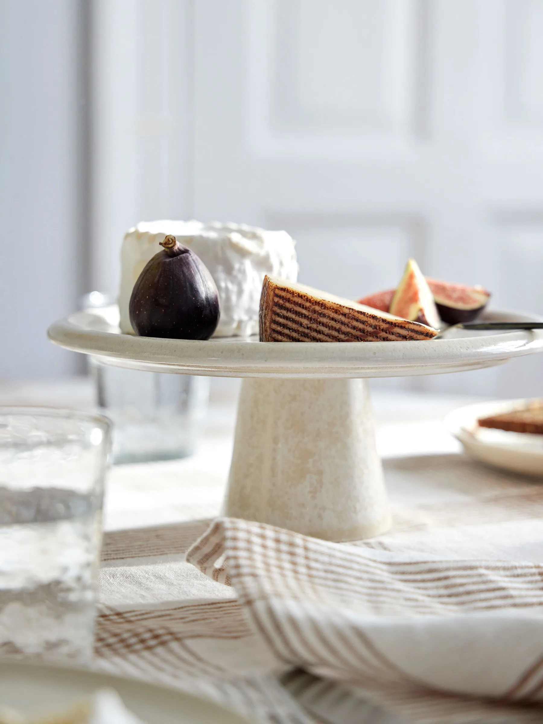 Granada kakkuvati, Cream, Ø26×11 cm Tell Me More