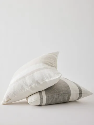 Jules tyynynpäällinen - Vihreä raita, 50x50 cm - Tell Me More