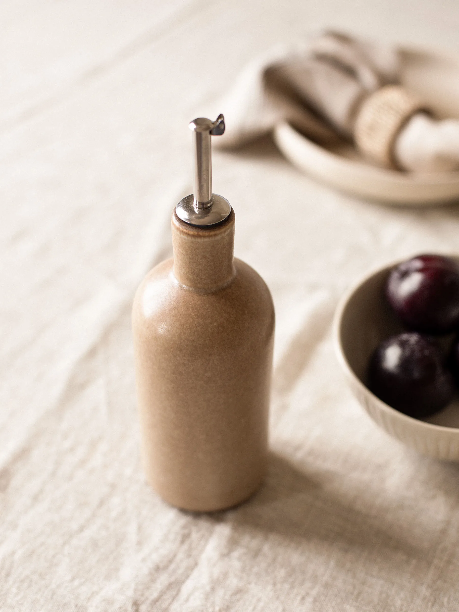 Palermo pullo öljylle ja etikalle, Beige, small 50 cl Tell Me More