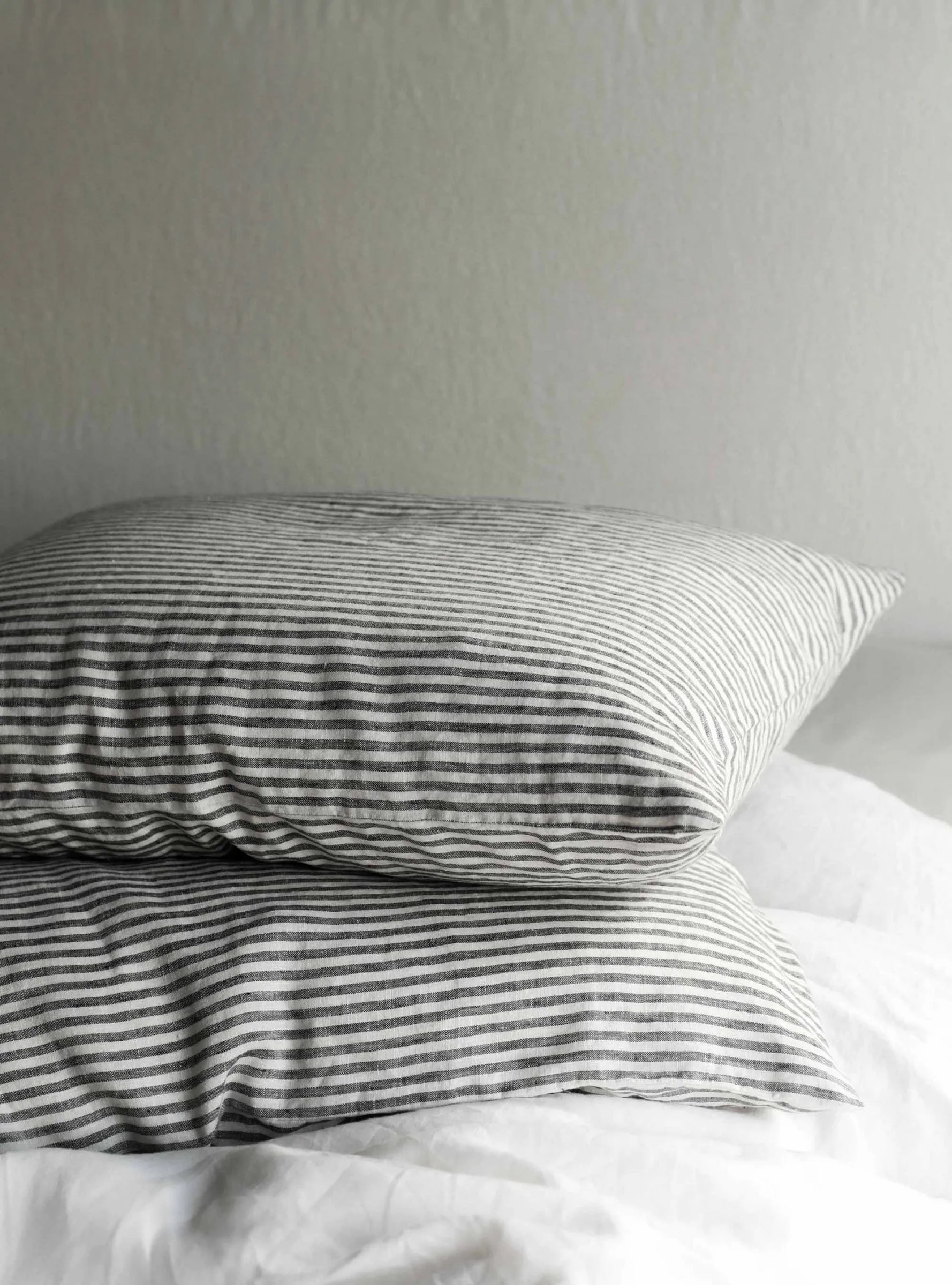 Stonewashed pellava tyynyliina 50 x 60 cm 2-pakkaus, Grey-white Tell Me More