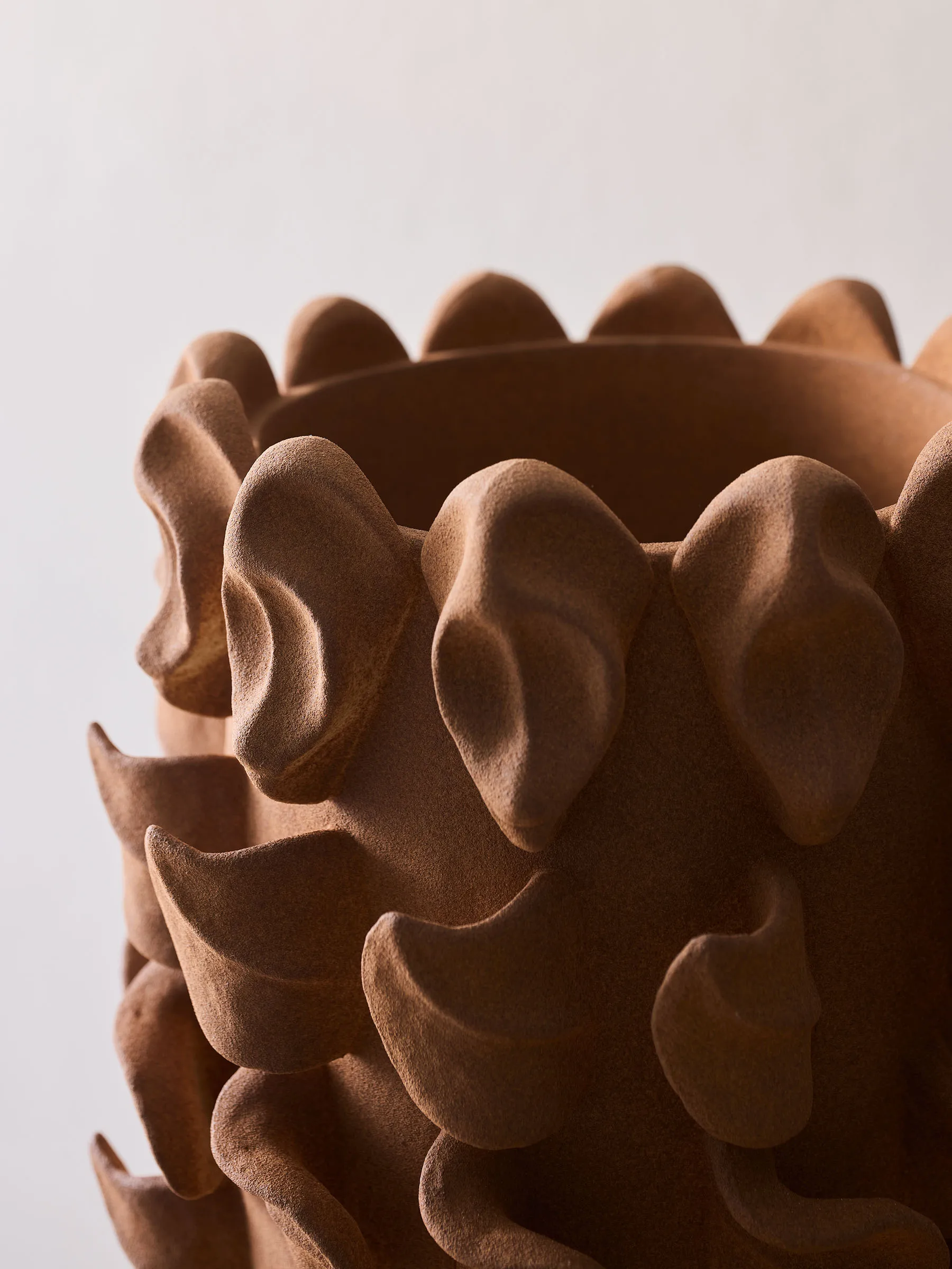 Terra-maljakko large, Ruskea Tell Me More