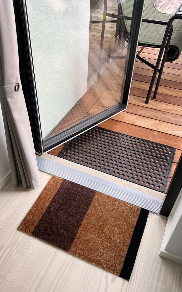 Stripes by tica, vaakasuuntainen, ovimatto, Cognac-dark brown-black, 40x60 cm tica copenhagen