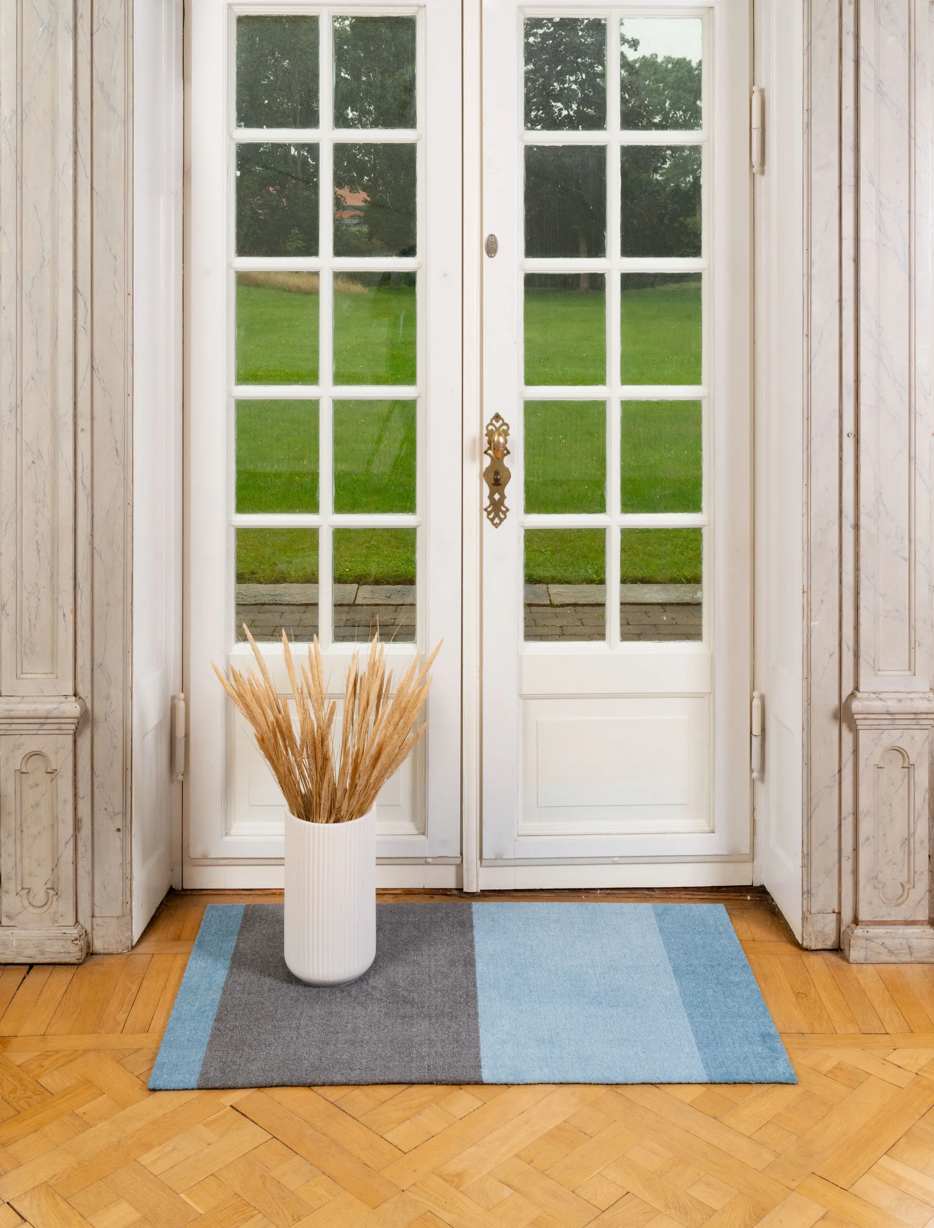 Stripes käytävämatto vaakasuuntainen, Blue-steel grey, 67 x 120 cm tica copenhagen