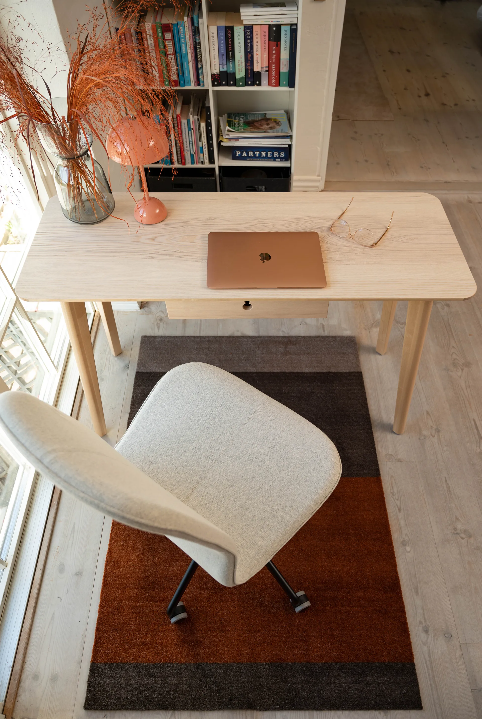 Stripes käytävämatto vaakasuuntainen, Brown-terrakotta, 90 x 130 cm tica copenhagen