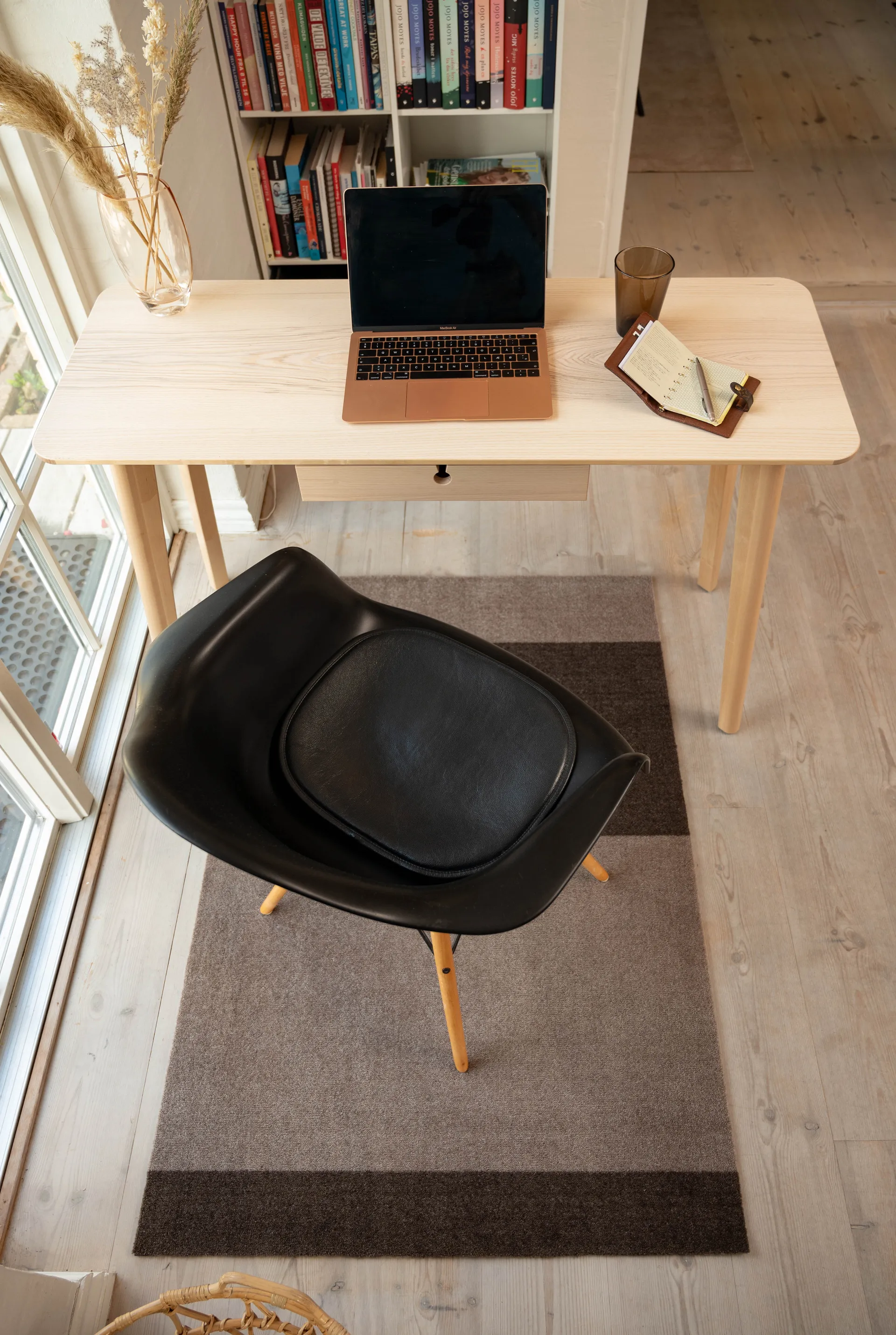 Stripes käytävämatto vaakasuuntainen, Sand-brown, 90 x 130 cm tica copenhagen