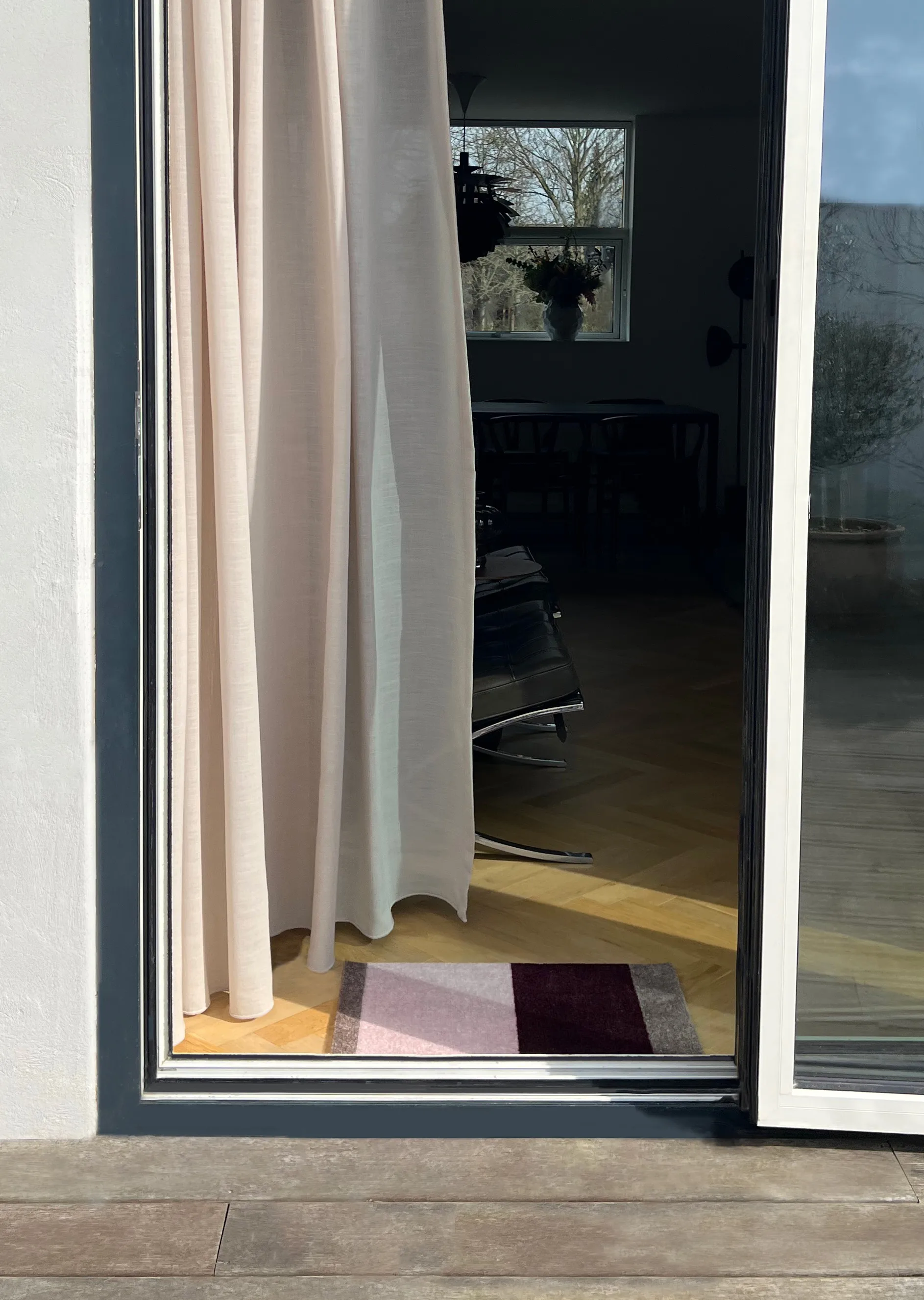 Stripes ovimatto vaakasuuntainen, Bordeaux-rose-sand, 40x60 cm tica copenhagen