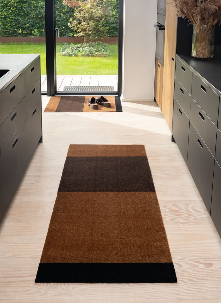 Stripes ovimatto vaakasuuntainen, Cognac-dark brown-black, 60x90 cm tica copenhagen