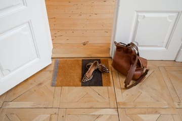 Stripes ovimatto vaakasuuntainen - Dijon-brown-sand, 40 x 60 cm - tica copenhagen