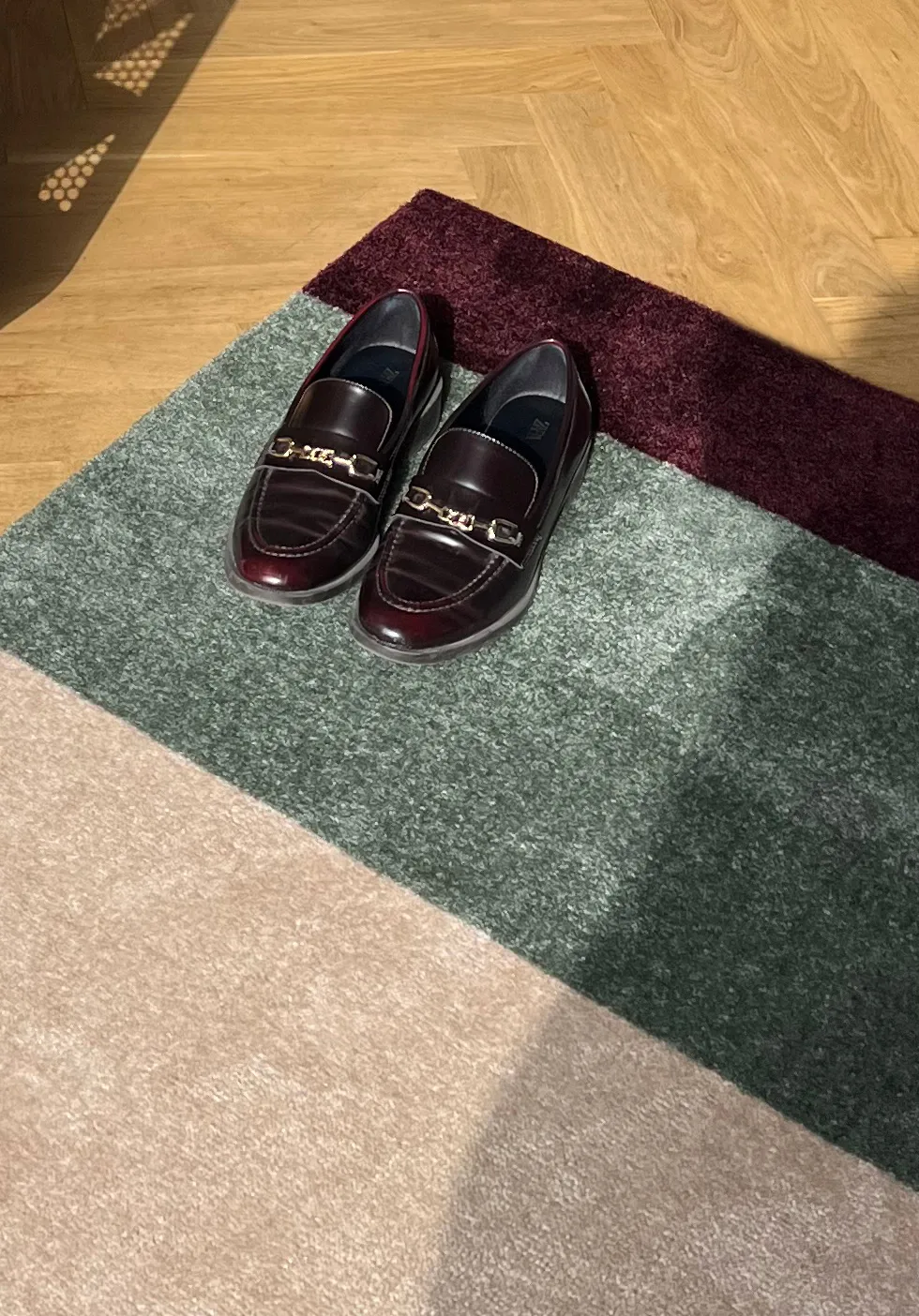 Stripes ovimatto vaakasuuntainen, Green-ivory-bordeaux, 60x90 cm tica copenhagen